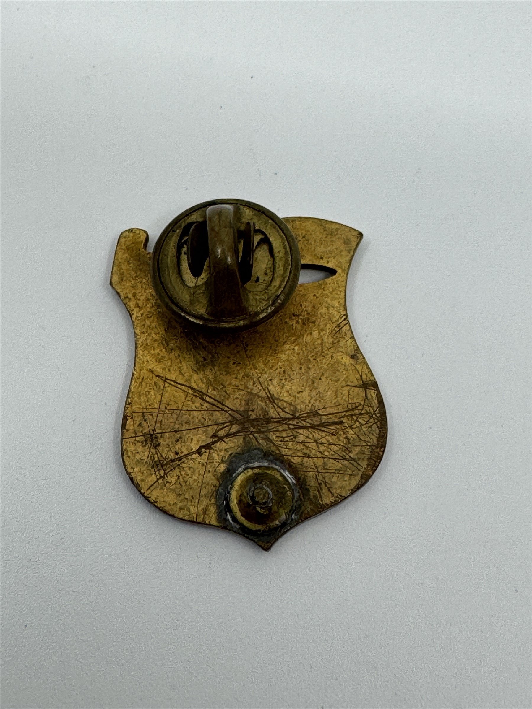 U.S. Army LANCERVINCE DI Pin 64th Field Artillery Button Vintage
