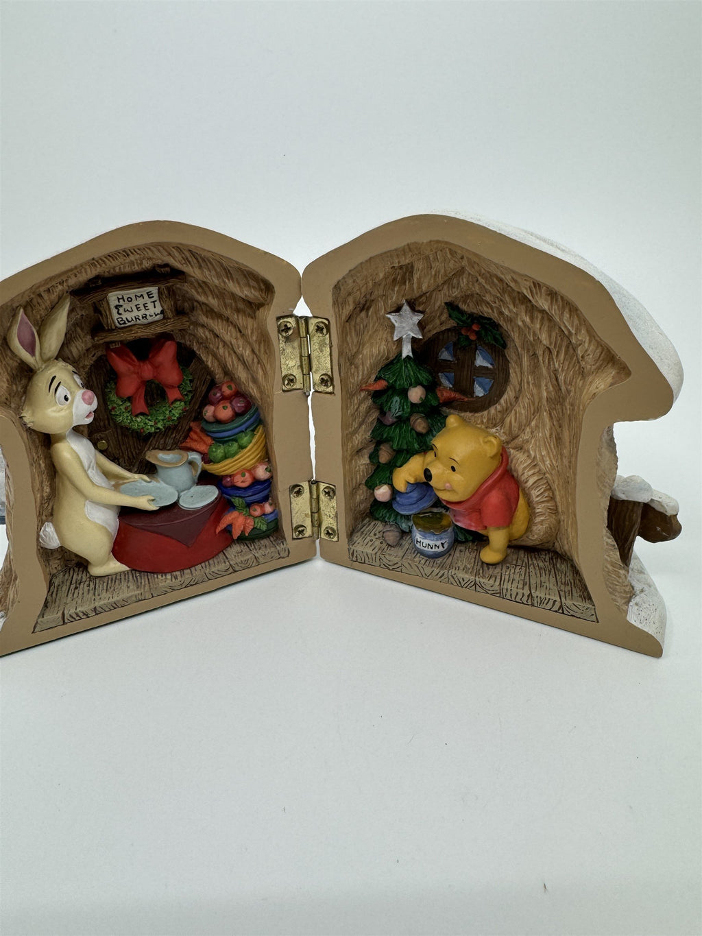 Disney Winnie The Pooh Rabbit's House Hinged Christmas Home Burrow Decor