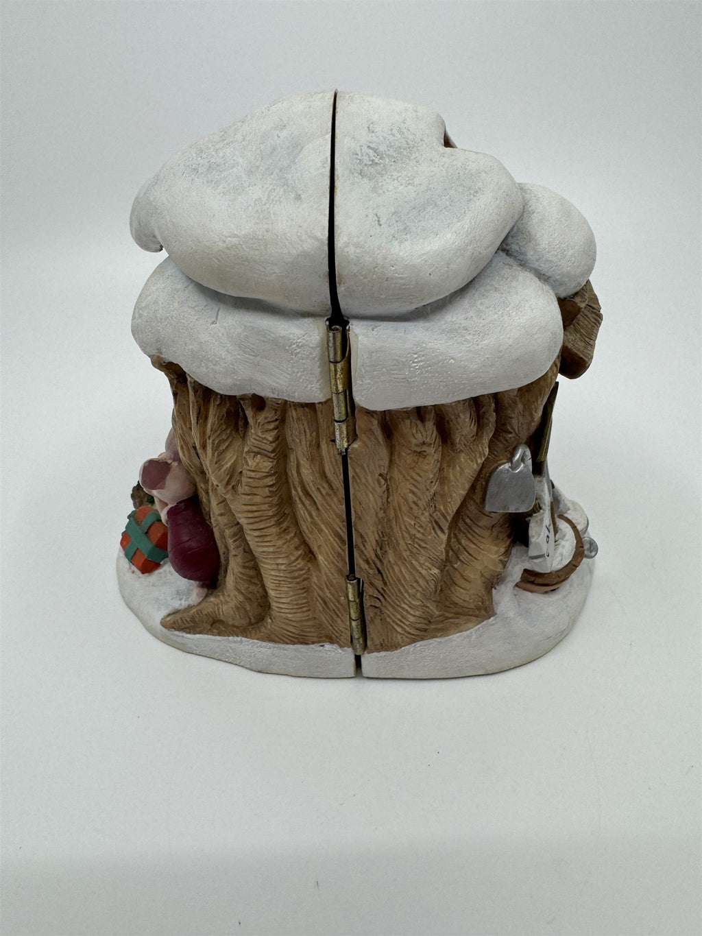Disney Winnie The Pooh Rabbit's House Hinged Christmas Home Burrow Decor