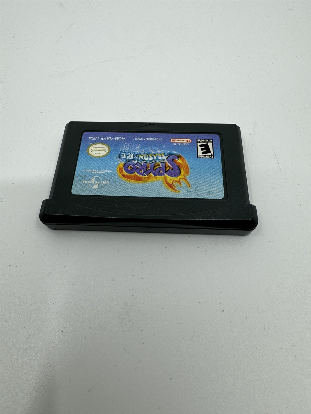 Spyro: Season of Ice Cartridge Nintendo Game Boy Advance