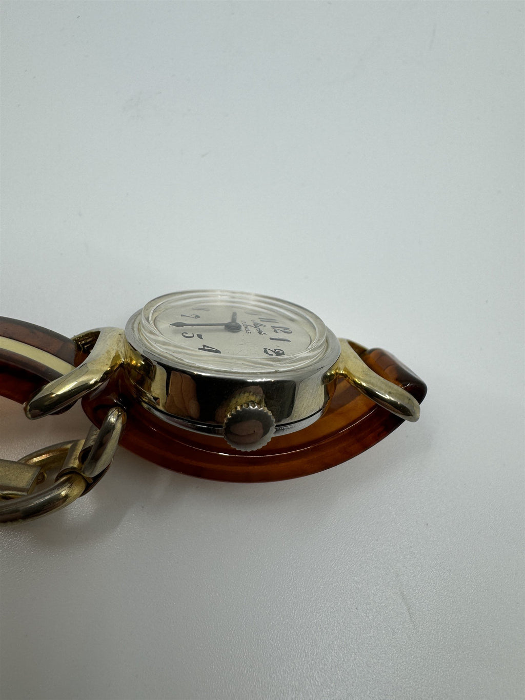 VTG 1940s Majesti Womens Watch Bakelite Strap 17 Jewels Manual Wind