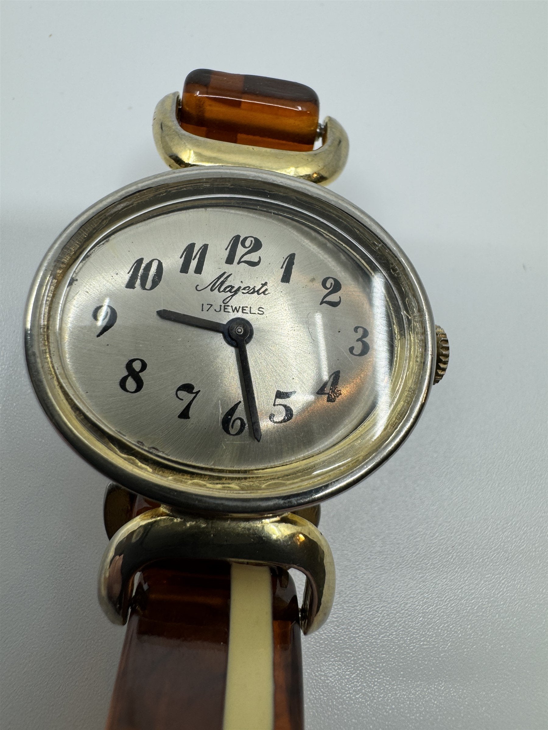 VTG 1940s Majesti Womens Watch Bakelite Strap 17 Jewels Manual Wind