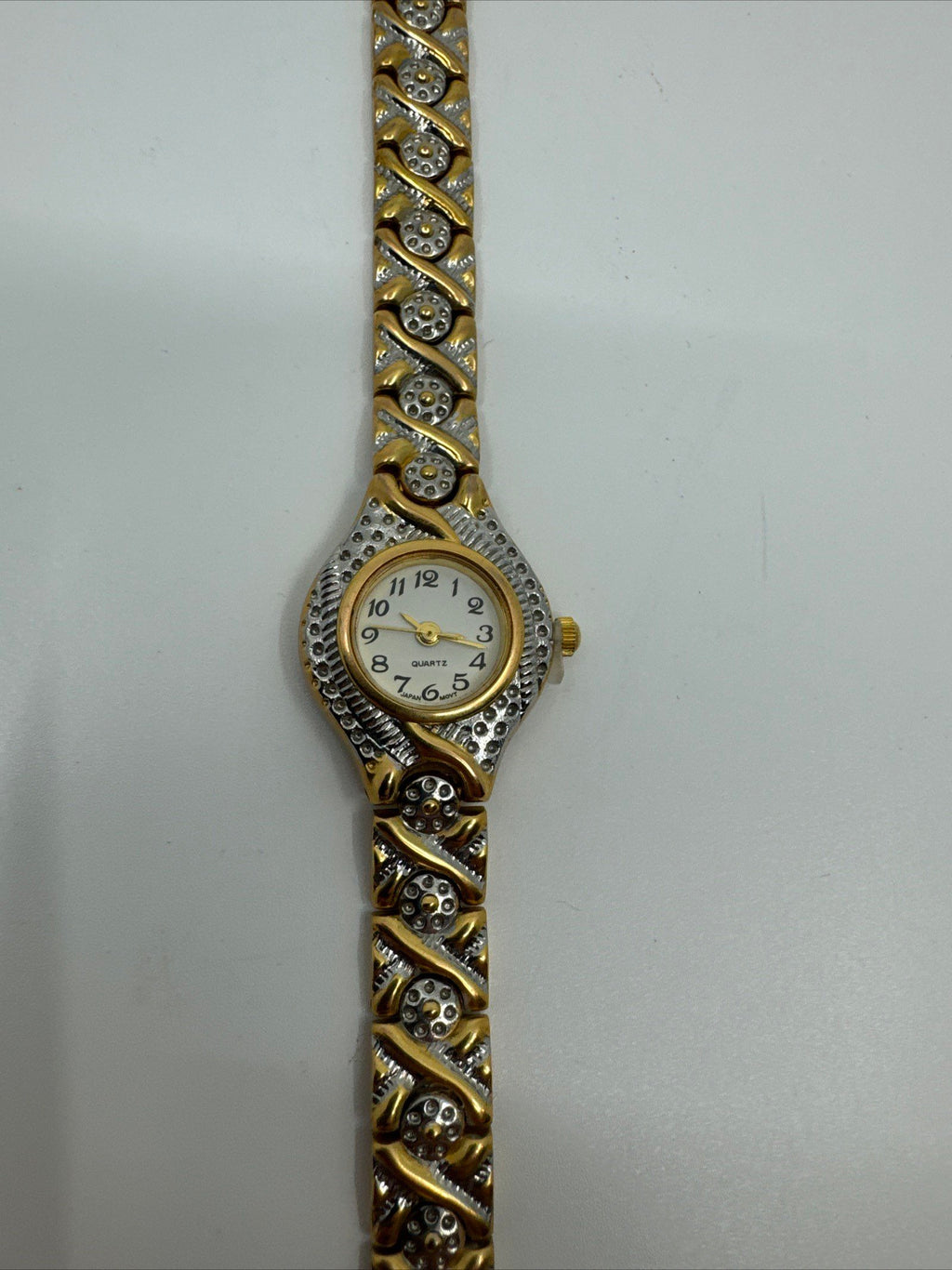Vintage Quartz Japan Movement Womens Gold Silver Toned Watch Flower Safari Luxe