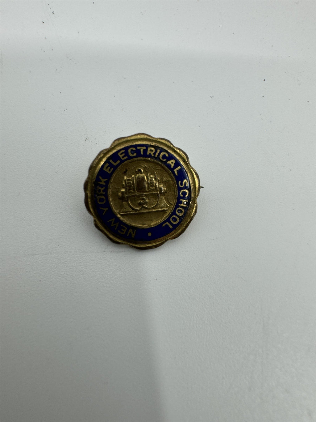 Vtg New York Electrical School Pinback Lapel Service Award Badge Memorabilia