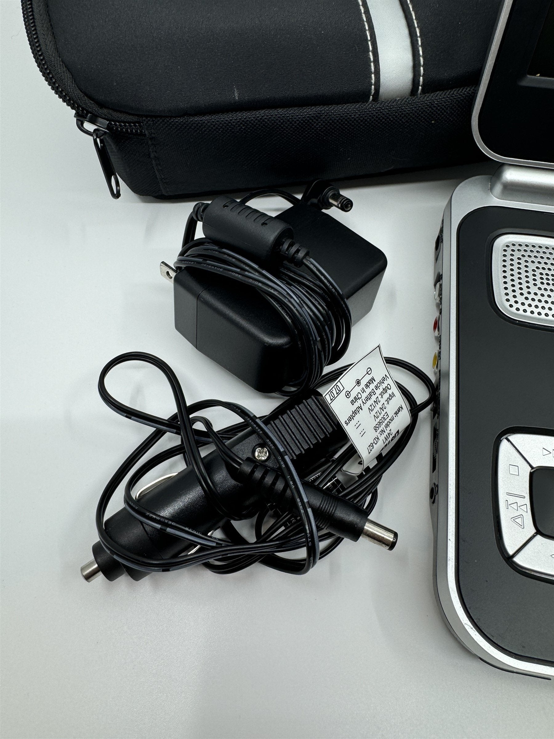 Venturer Portable DVD Player PVS8380 Includes Wall+Auto Chargers and Travel Case