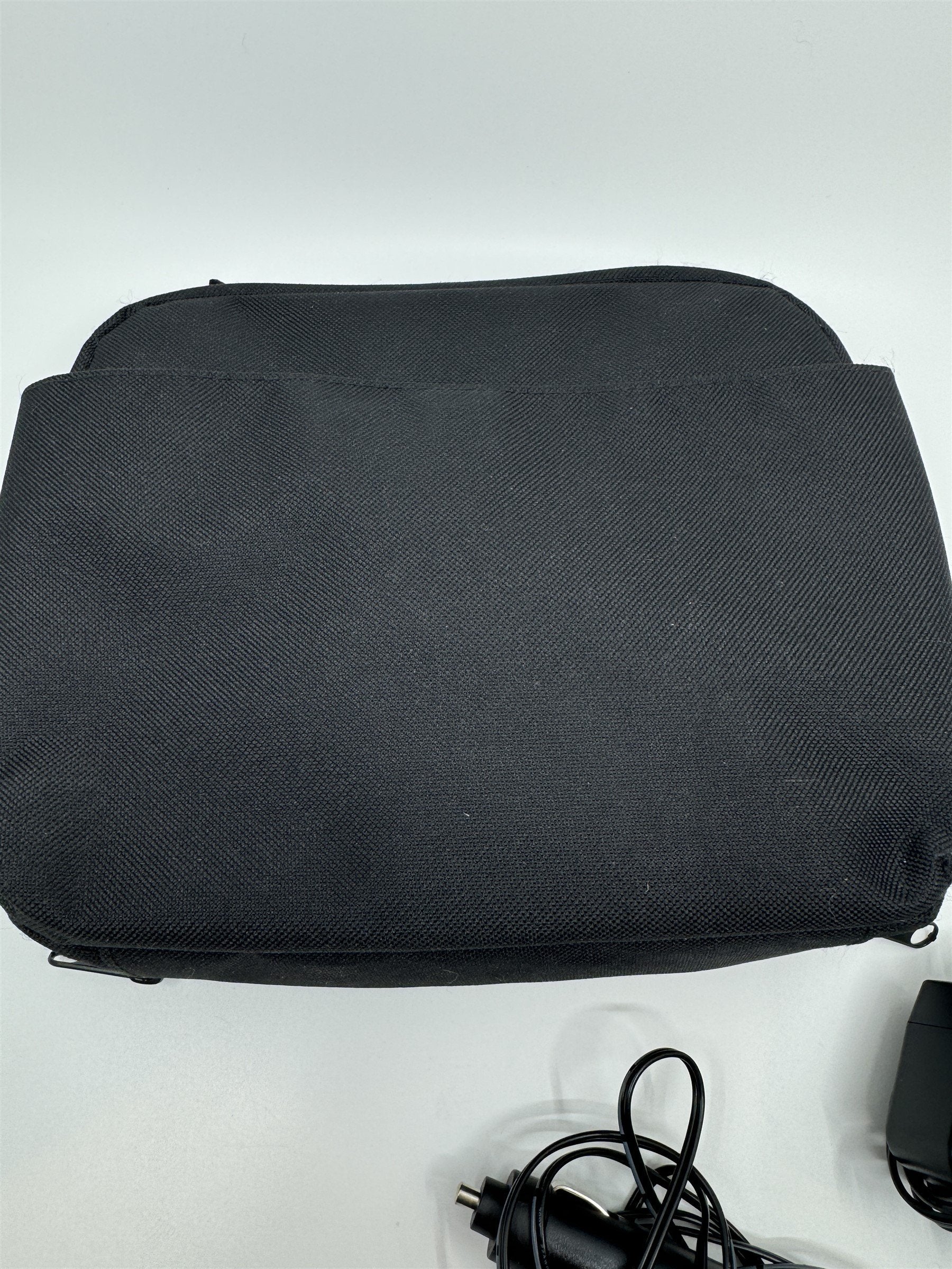Venturer Portable DVD Player PVS8380 Includes Wall+Auto Chargers and Travel Case