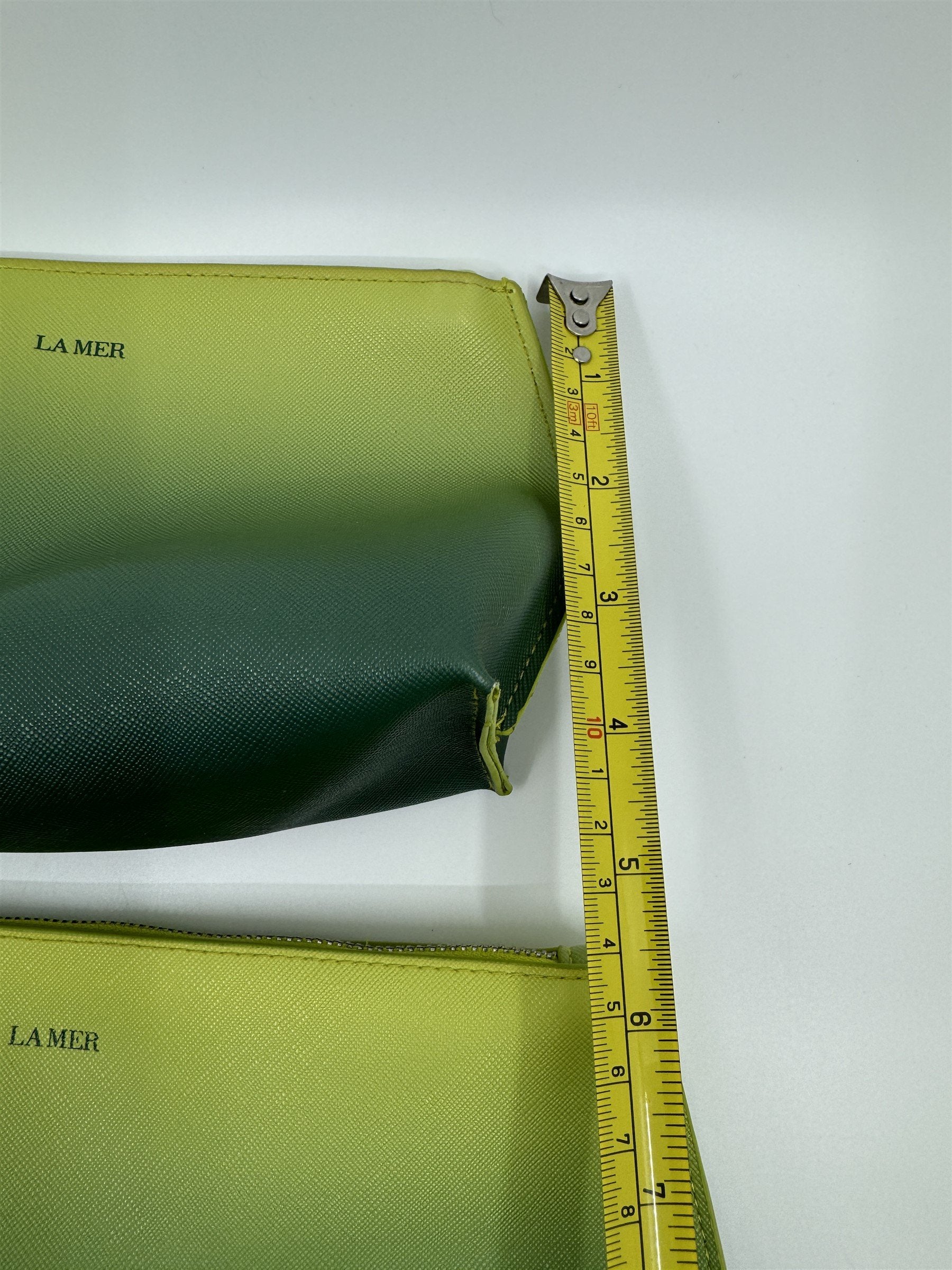 Set of 2 Small and Large La Mer Cosmetics Promo Makeup Bags in Green Hombre