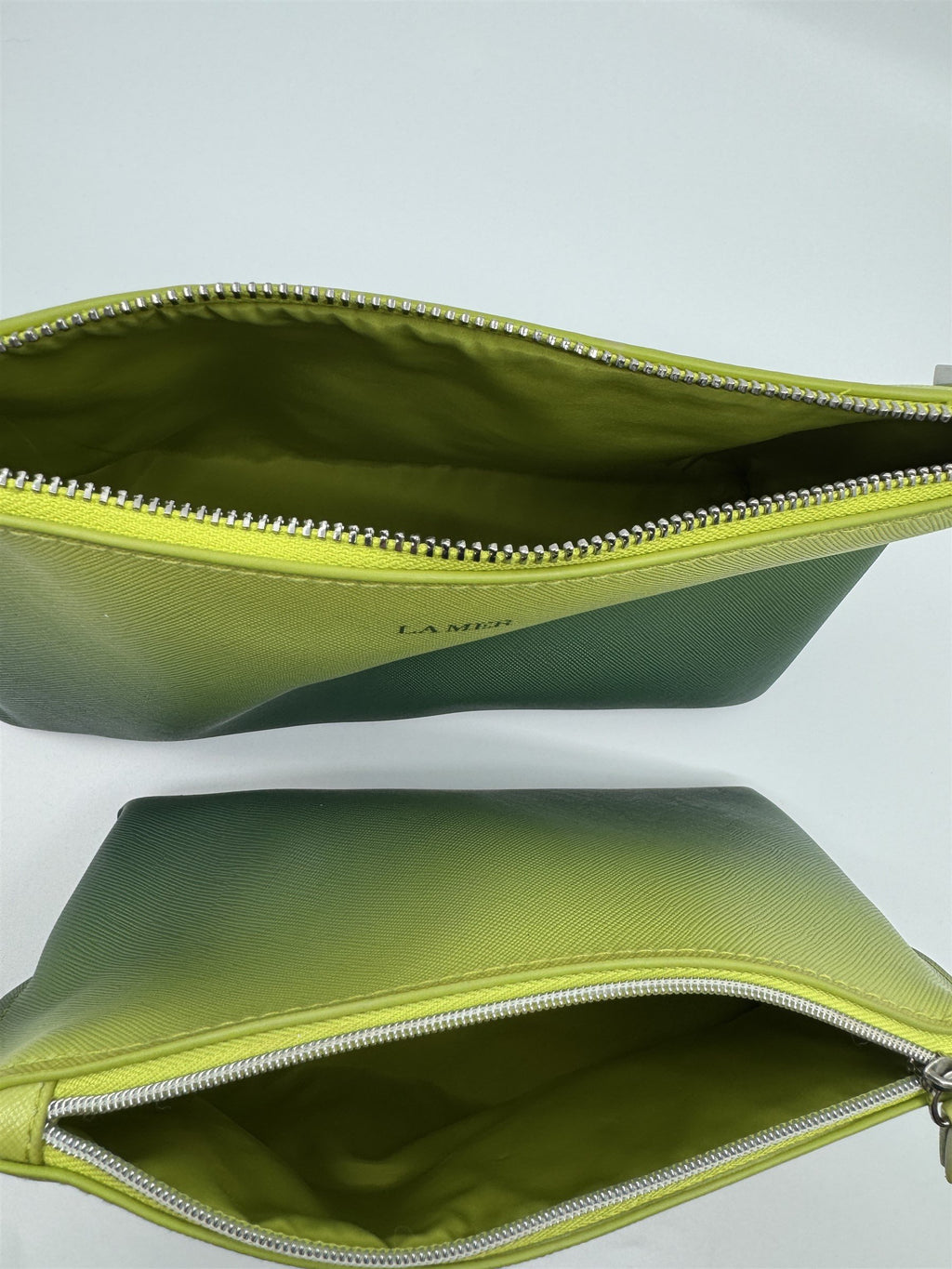 Set of 2 Small and Large La Mer Cosmetics Promo Makeup Bags in Green Hombre