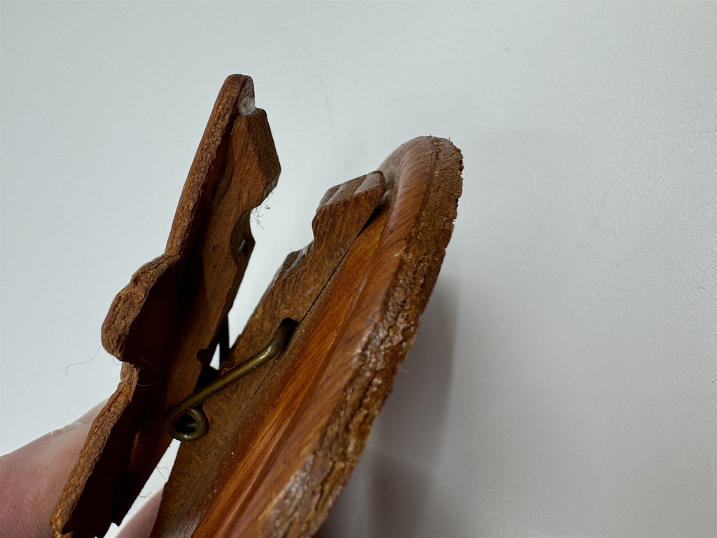 Vintage Wooden Canadian Deer Wall Note Clip Card Holder Made in Canada