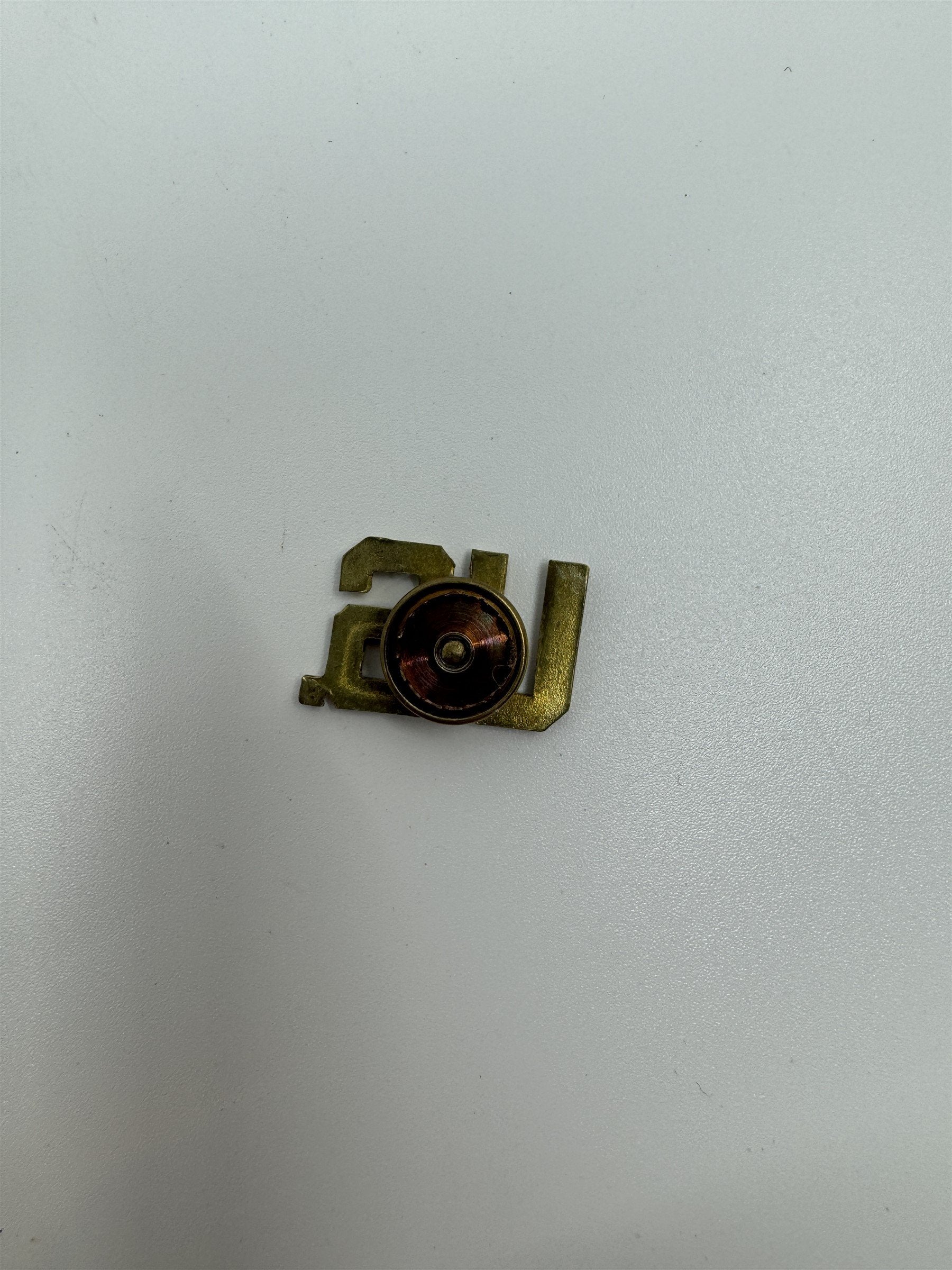 Vintage U.S. Military Screw On Pin Militaria Gold-Toned Metal