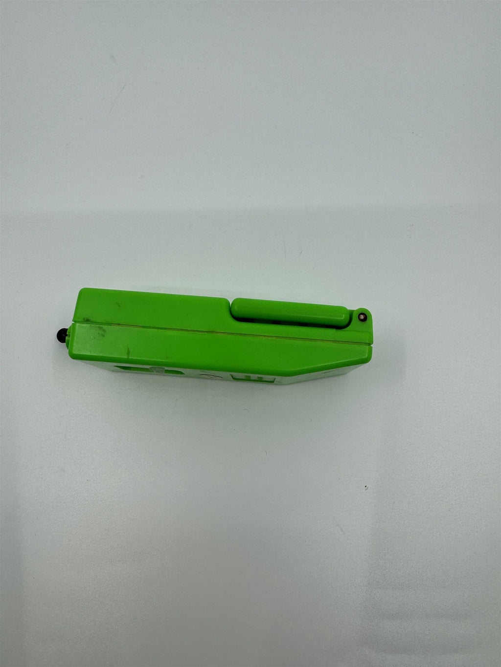 Vintage Toy Cellphone Prank Water Gun Self-Squirter Green Plastic Resin Toy