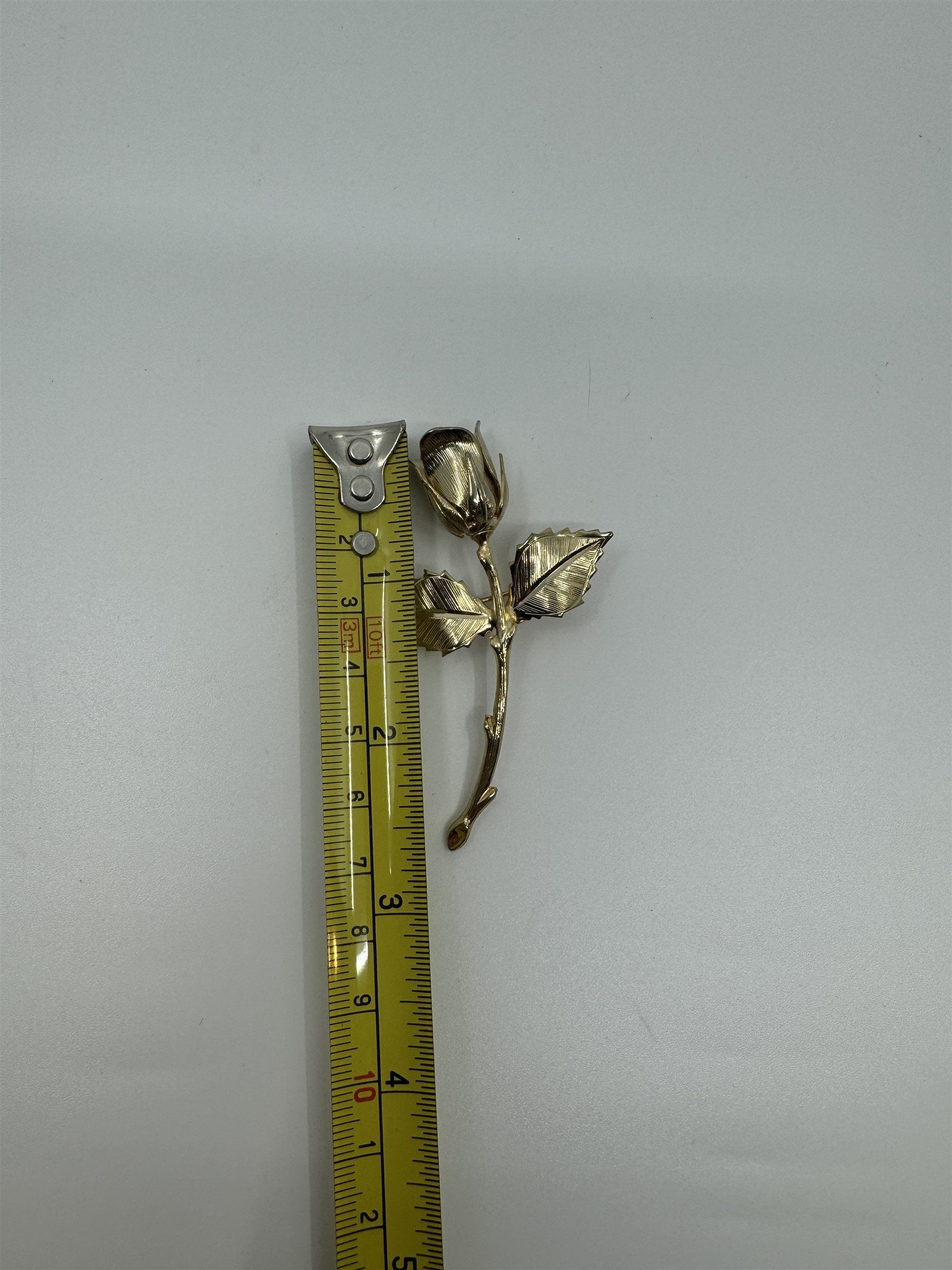 Vintage Gold-Toned Rose Flower Floral Brooch Unsigned