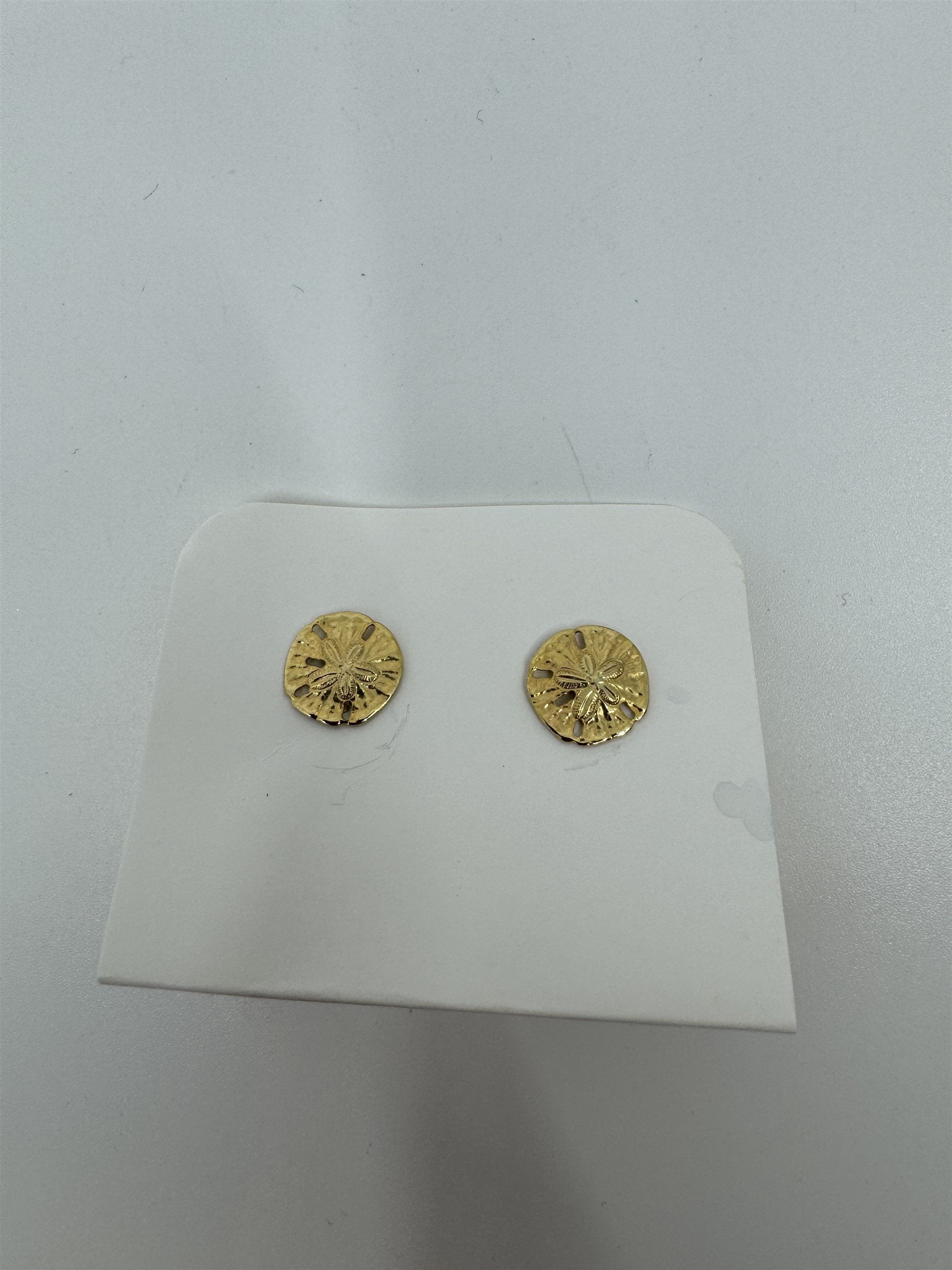 Vintage Sand Dollar Gold Tone Stud Pierced Earrings 7/16"