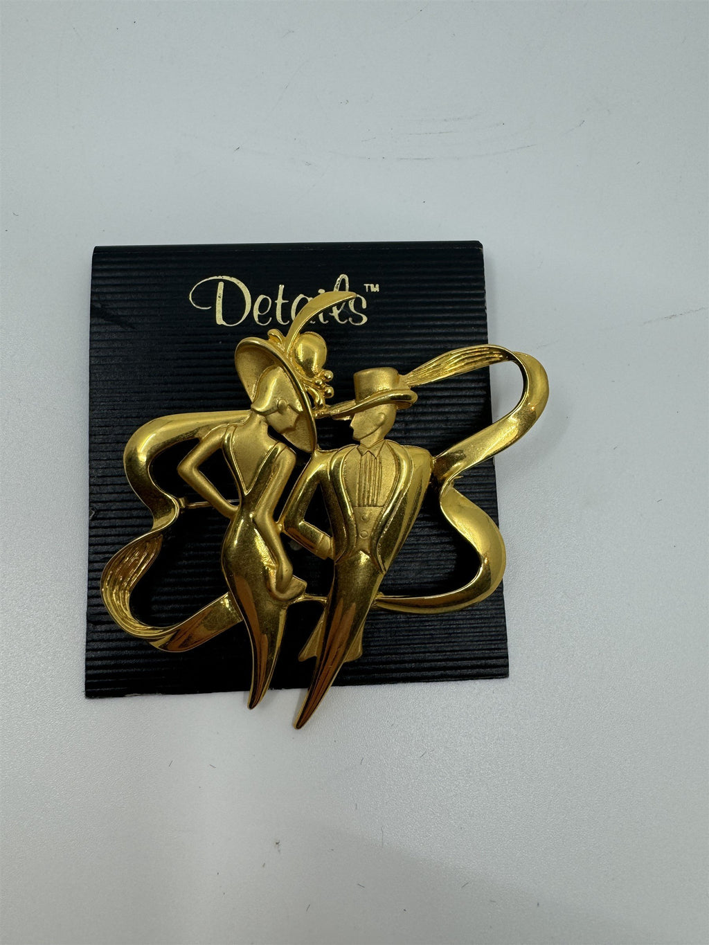 Vintage Details Gold Toned Girl/Guy Night Out Date Night Ribbon Brooch Costume