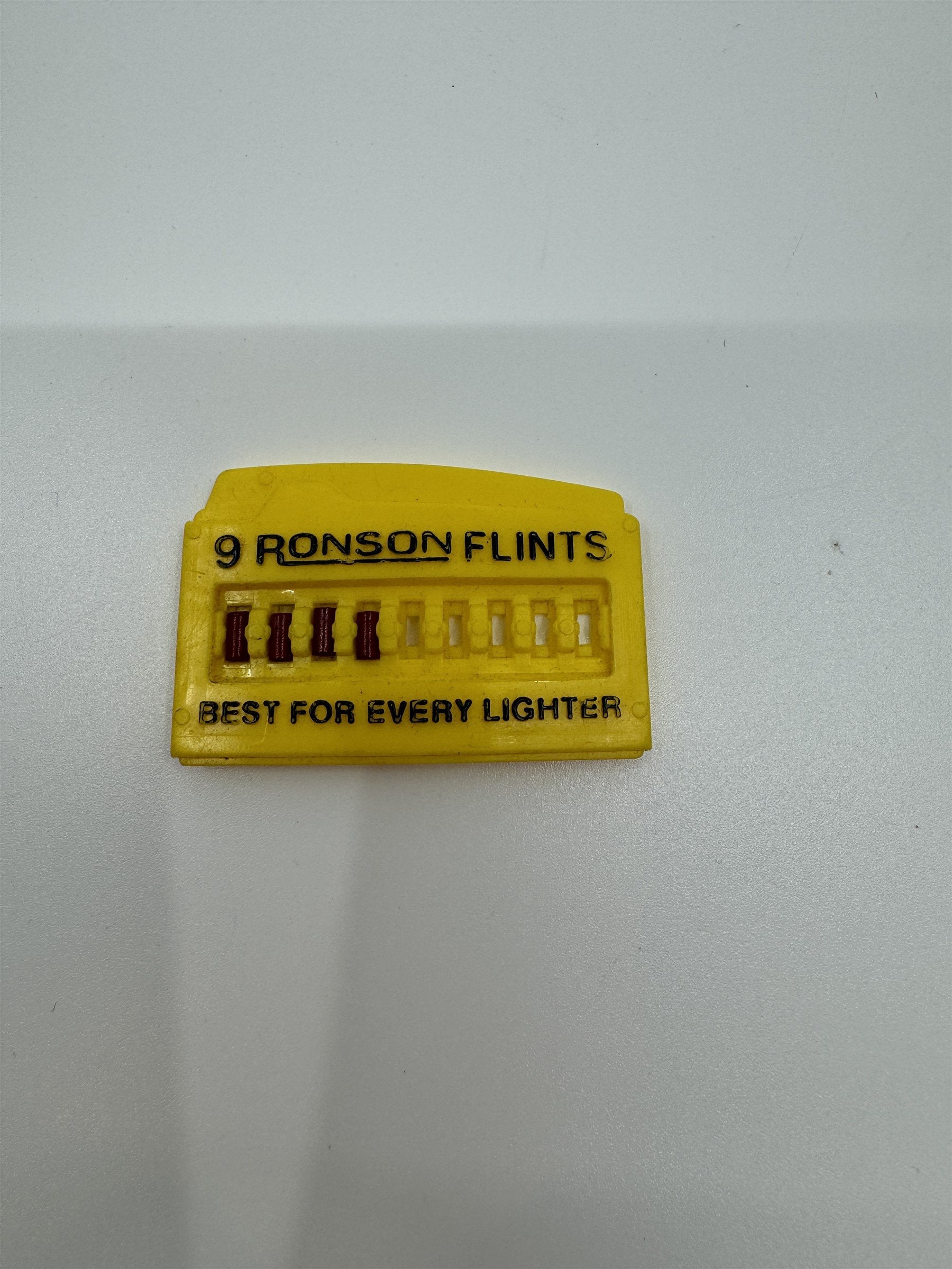 Vintage 4x Ronson Flints in Ronson "Nine-Flinter" Yellow Case Made in USA