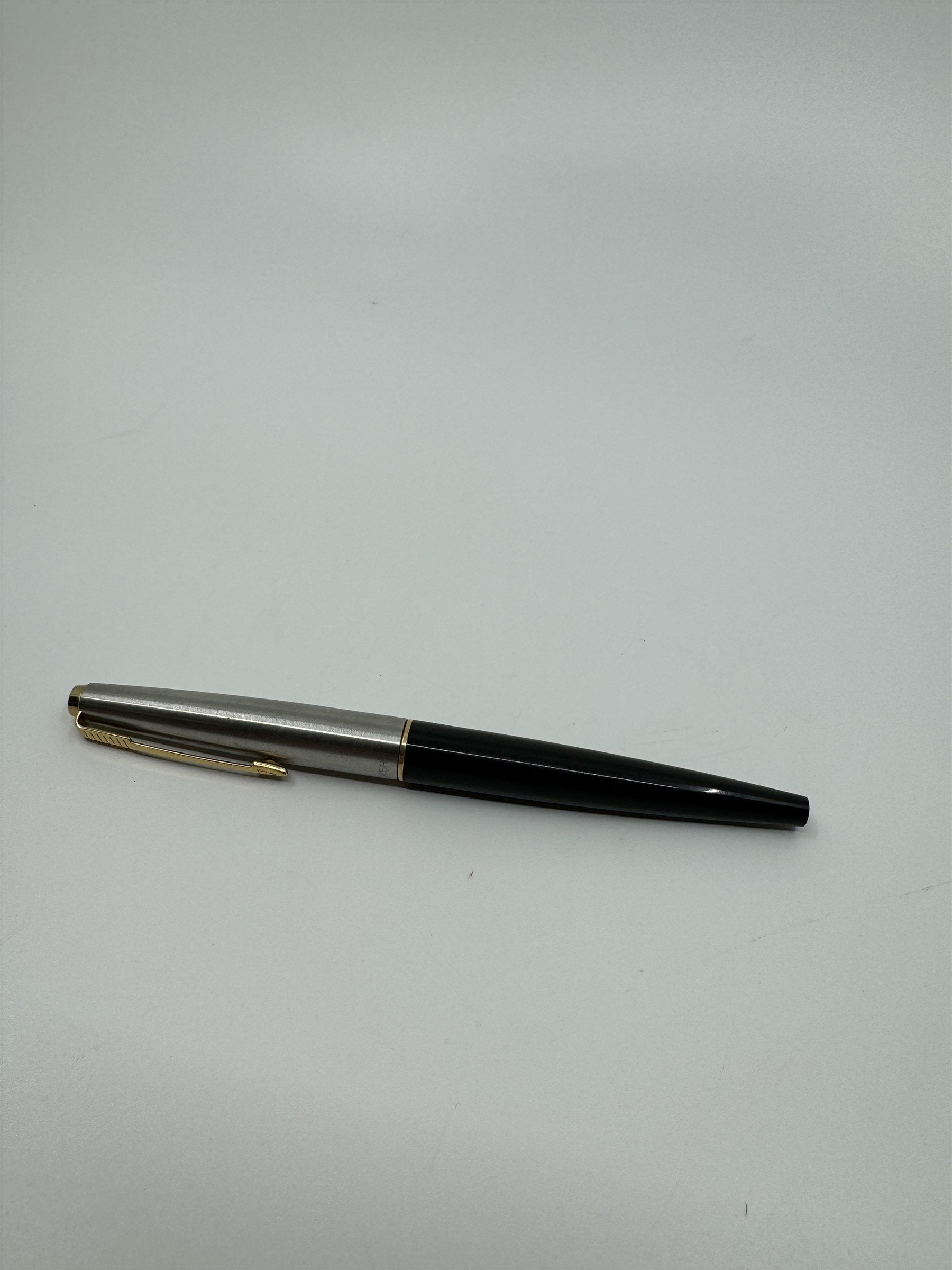 Vintage Parker USA Fountain Pen Black with Silver and Gold Cap and Accents