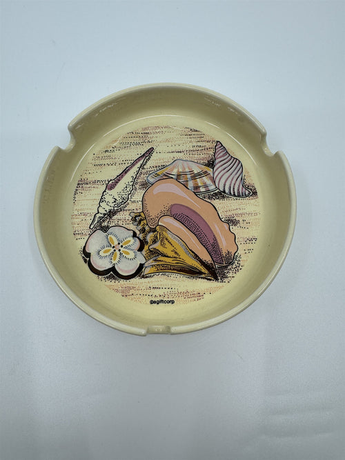 Beach Souvenir Ash Tray /w Sea Shells, Sand Dollars, Clam, Oyster, Conch Shell