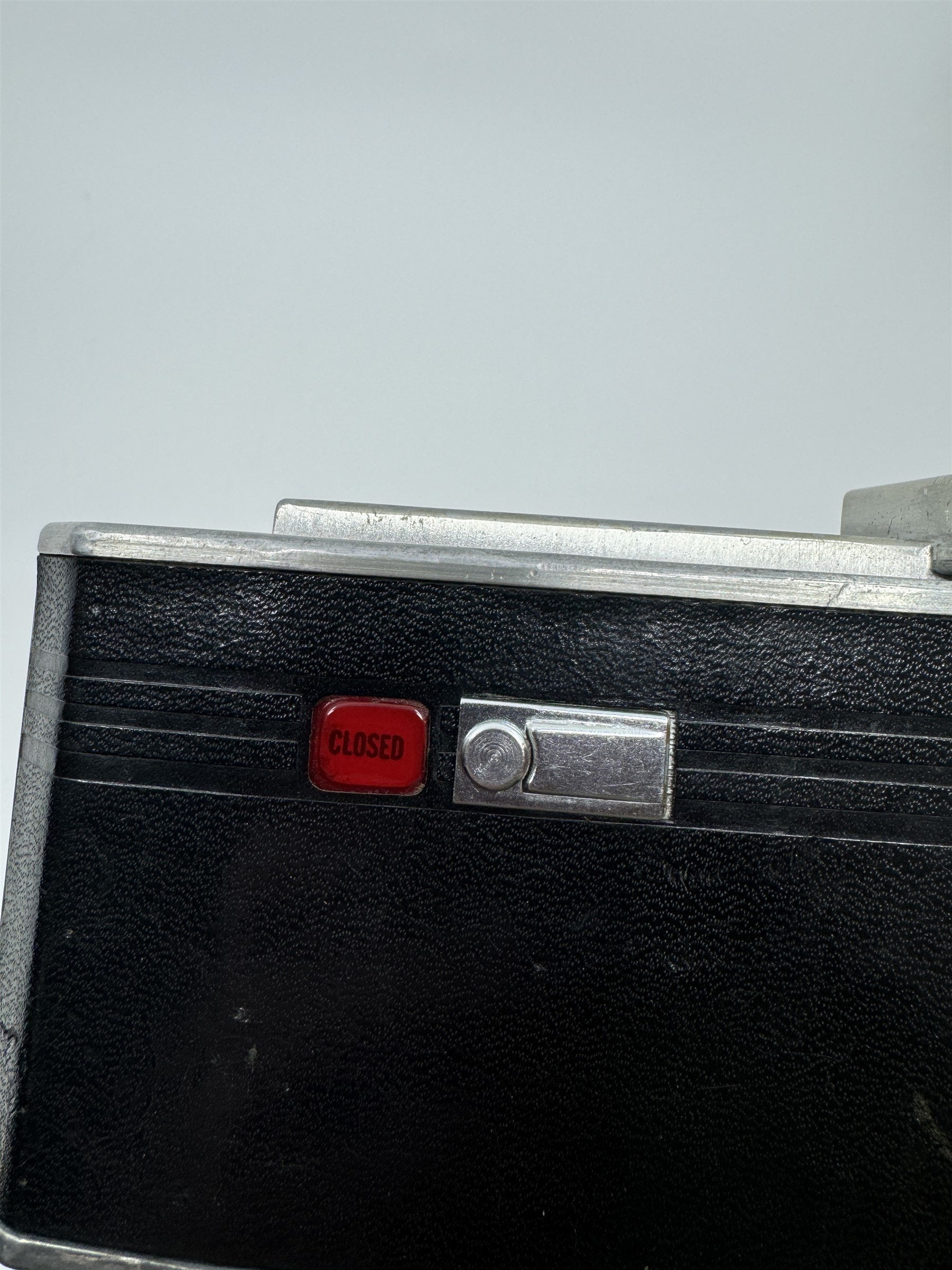 Vtg Antique Universal Roamer 63 Camera USA Made Untested Photography