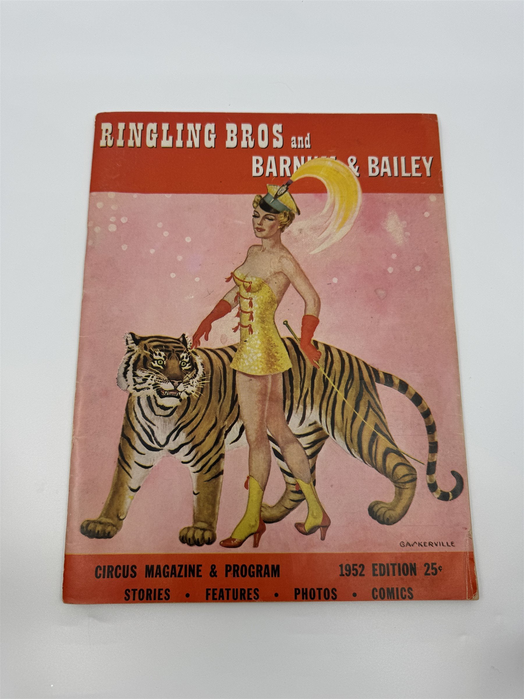 VINTAGE 1952 RINGLING BROS AND BARNUM & BAILEY CIRCUS MAGAZINE AND PROGRAM PACK