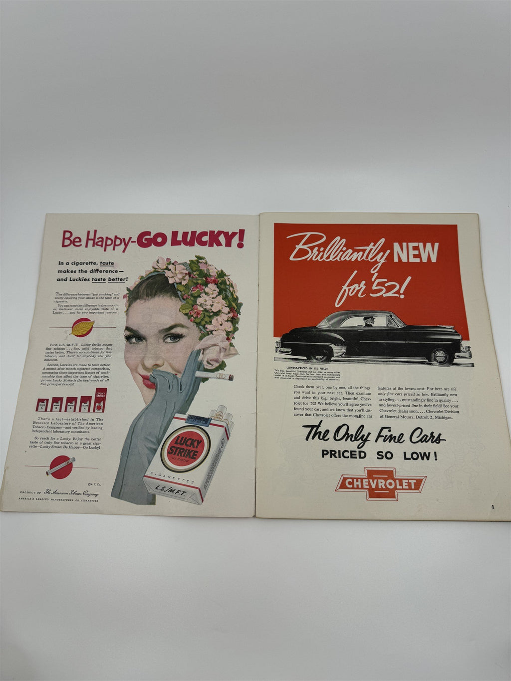 VINTAGE 1952 RINGLING BROS AND BARNUM & BAILEY CIRCUS MAGAZINE AND PROGRAM PACK