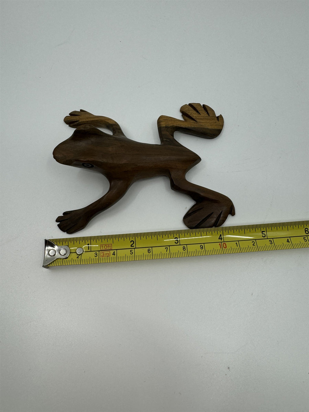 Hand Carved Souvenir Jungle Tree Frog Figurine Gift Handmade Frog