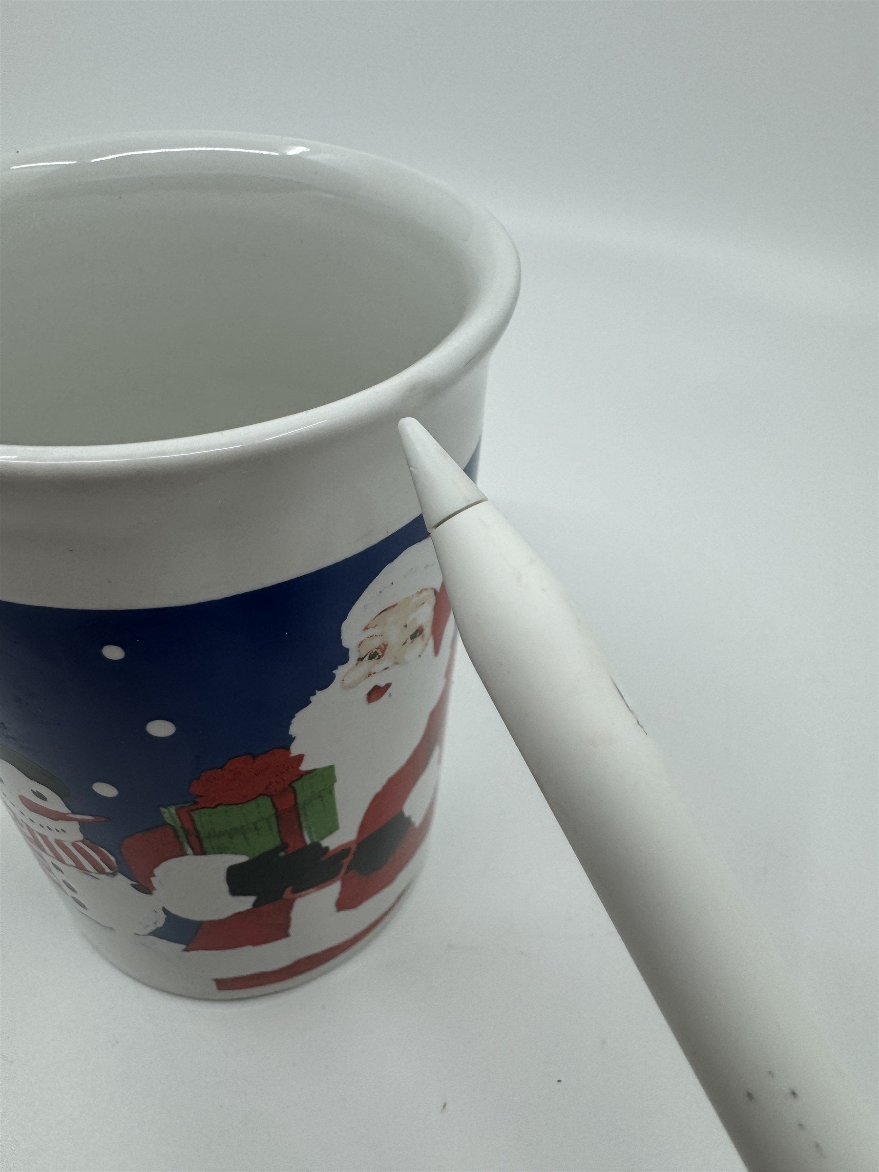 Vintage Royal Norfolk 10oz Christmas Santa Claus Snowman Coffee Hot Cocoa Mug