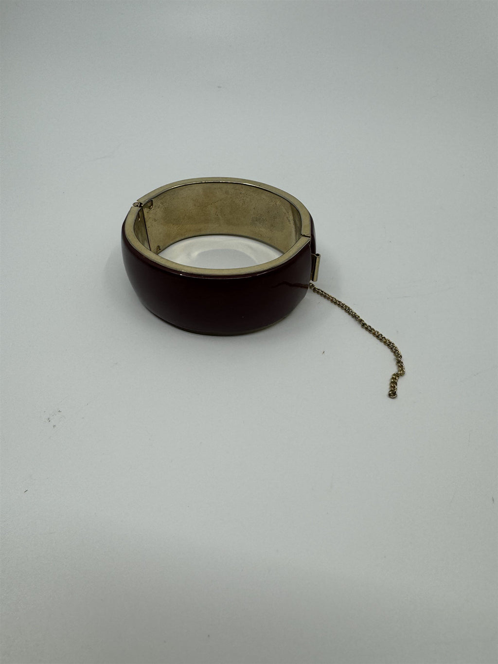 Vintage Brown Enamel Gold Tone Hinged Bangle Bracelet with Safety Chain Snapped