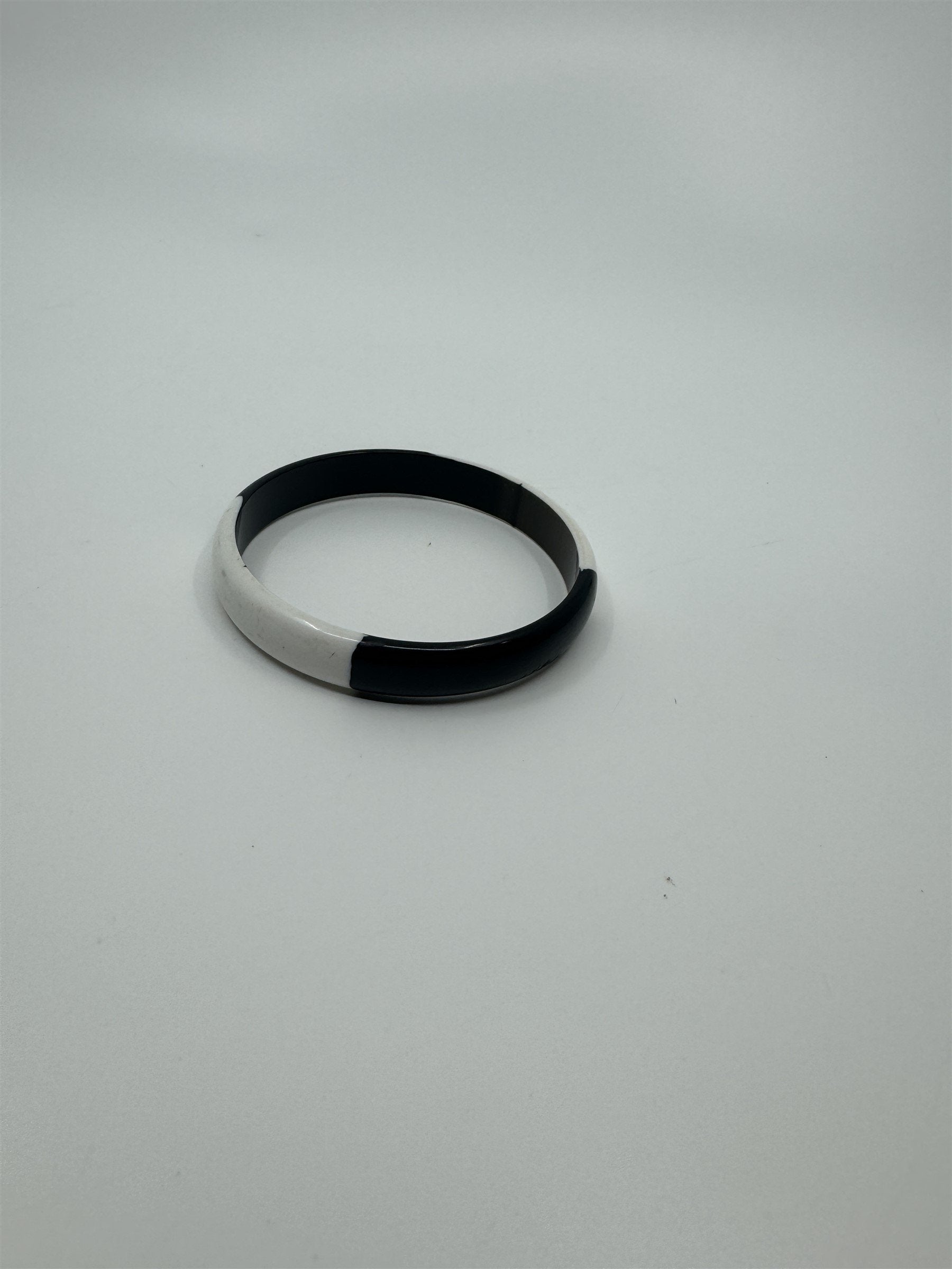 Vintage Black and White Lucite? Bangle Bracelet Black/White Pattern (Scratches)
