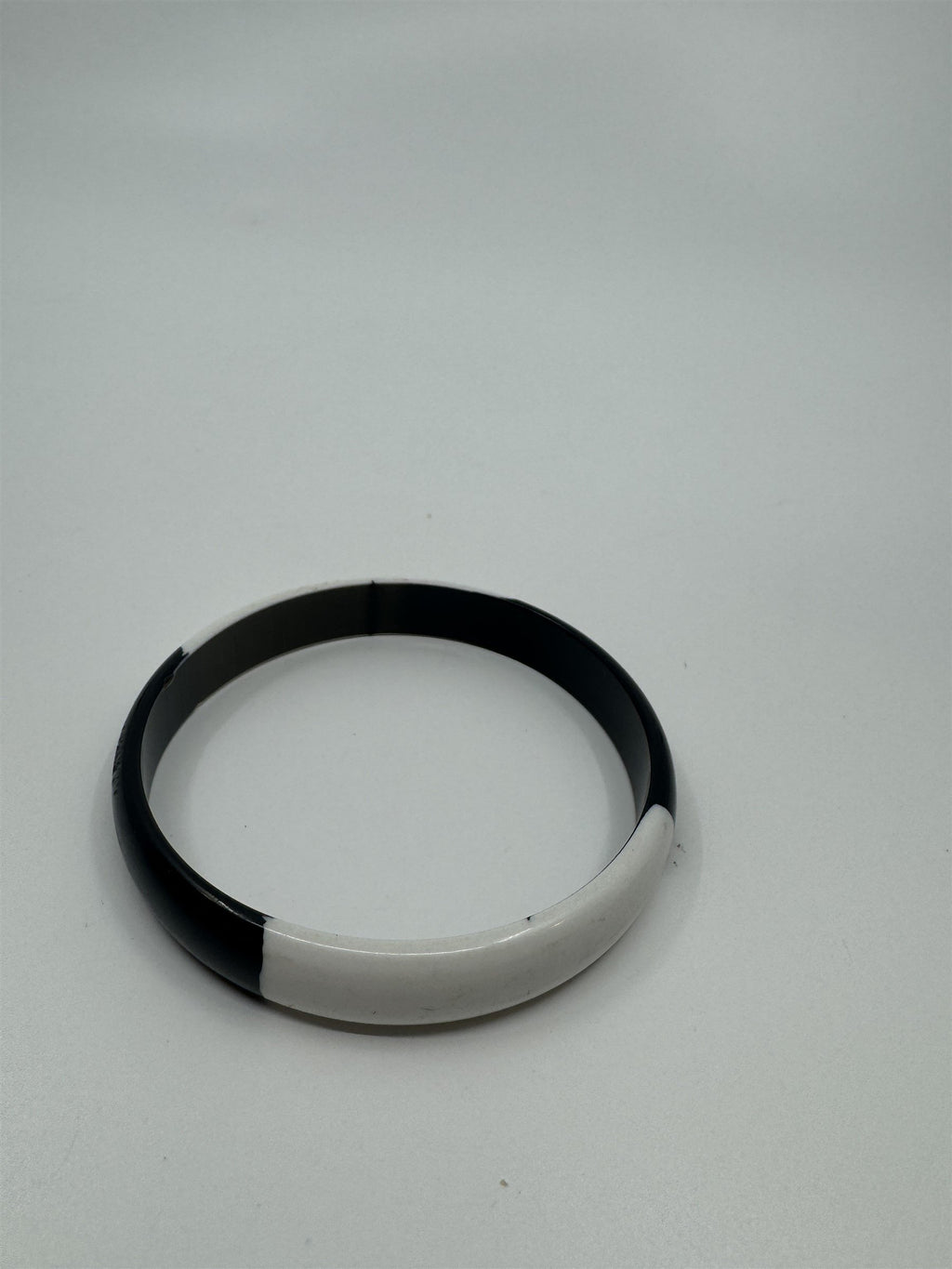 Vintage Black and White Lucite? Bangle Bracelet Black/White Pattern (Scratches)