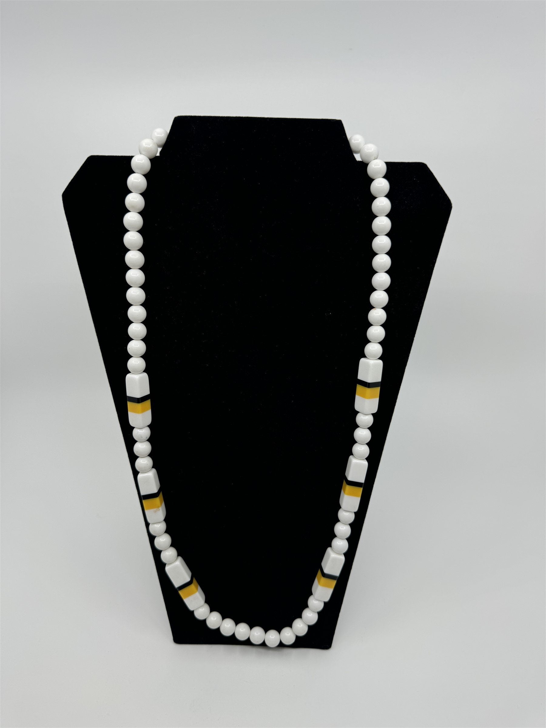 Vintage Costume Jewelry Necklace White Beads /w White/Black/Yellow Rectangular