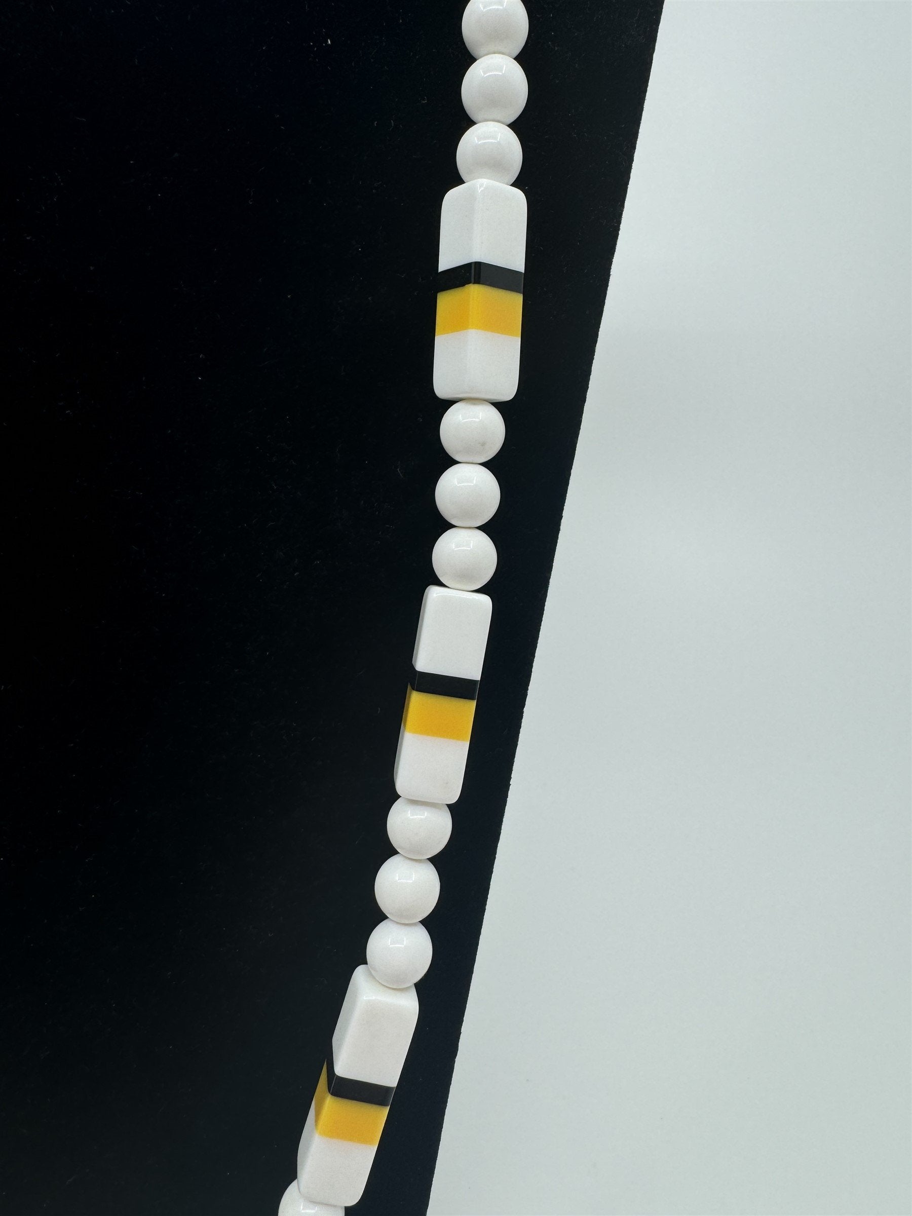 Vintage Costume Jewelry Necklace White Beads /w White/Black/Yellow Rectangular