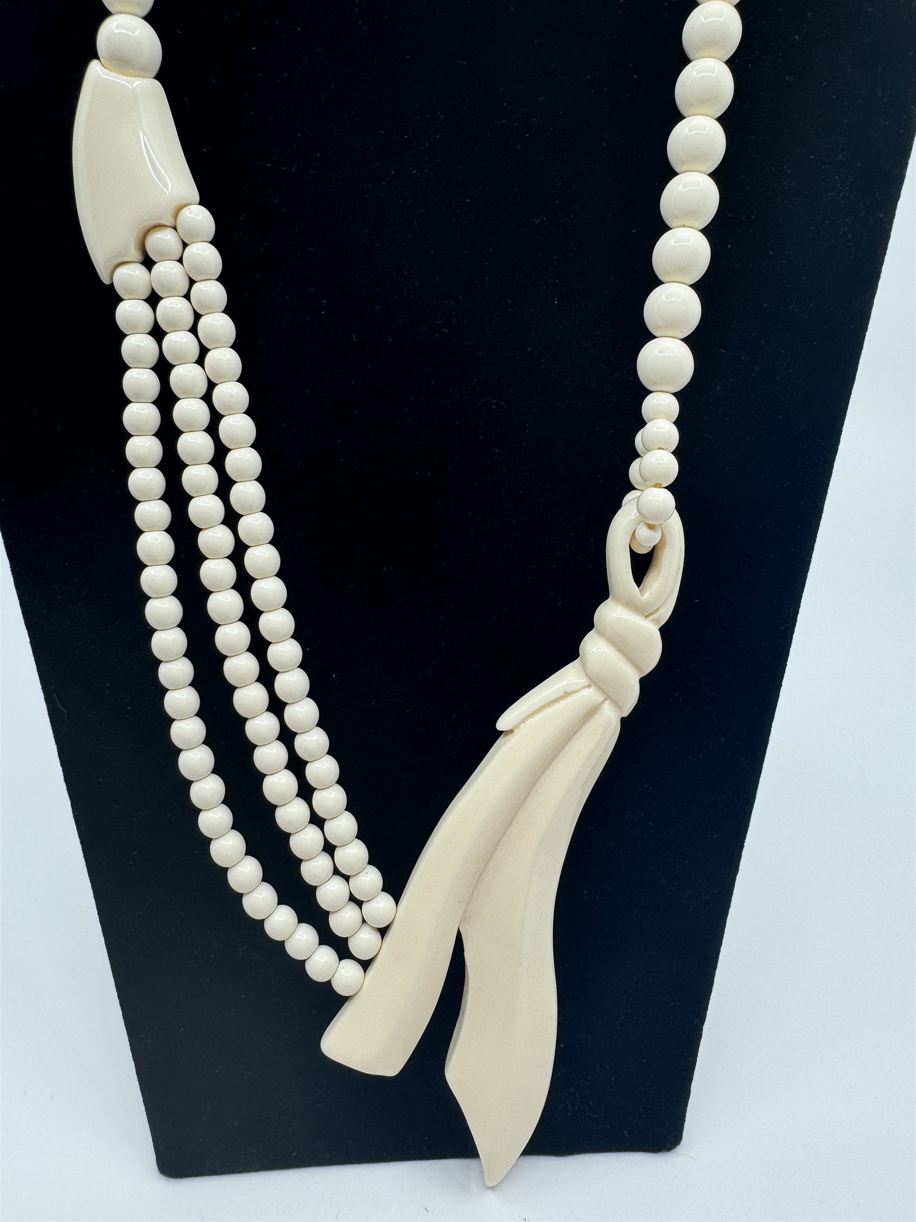 Vtg 1980s Rare Lucite Ribbon Multi-Strand Beaded Necklace Statement Jewelry