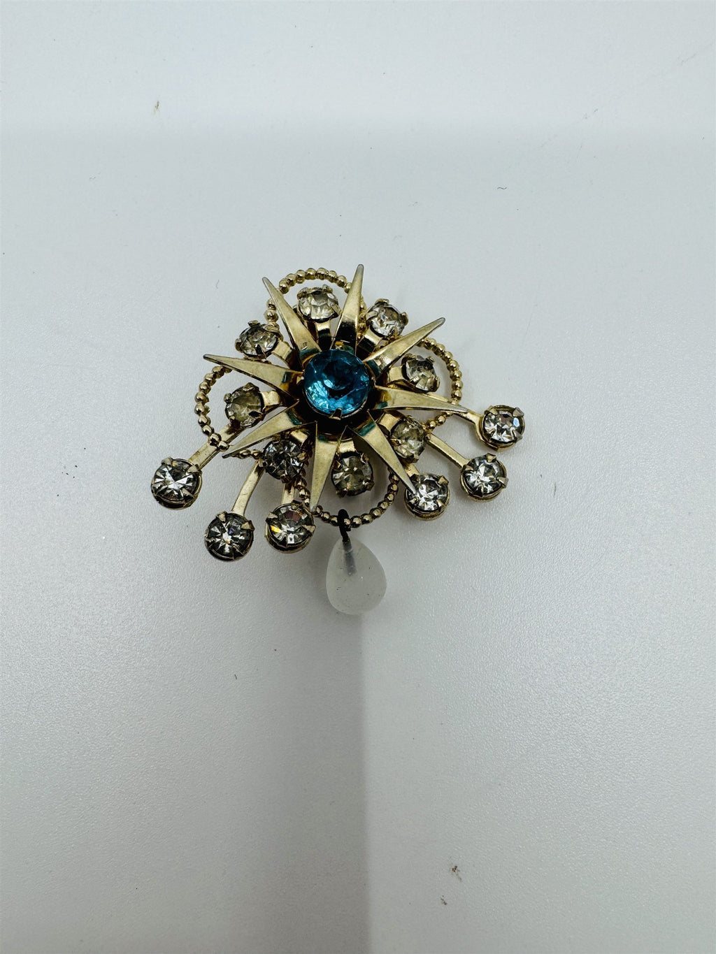 Vintage Flower Starburst Snowflake Brooch Blue Center Gem /w Rhinestones Crystal