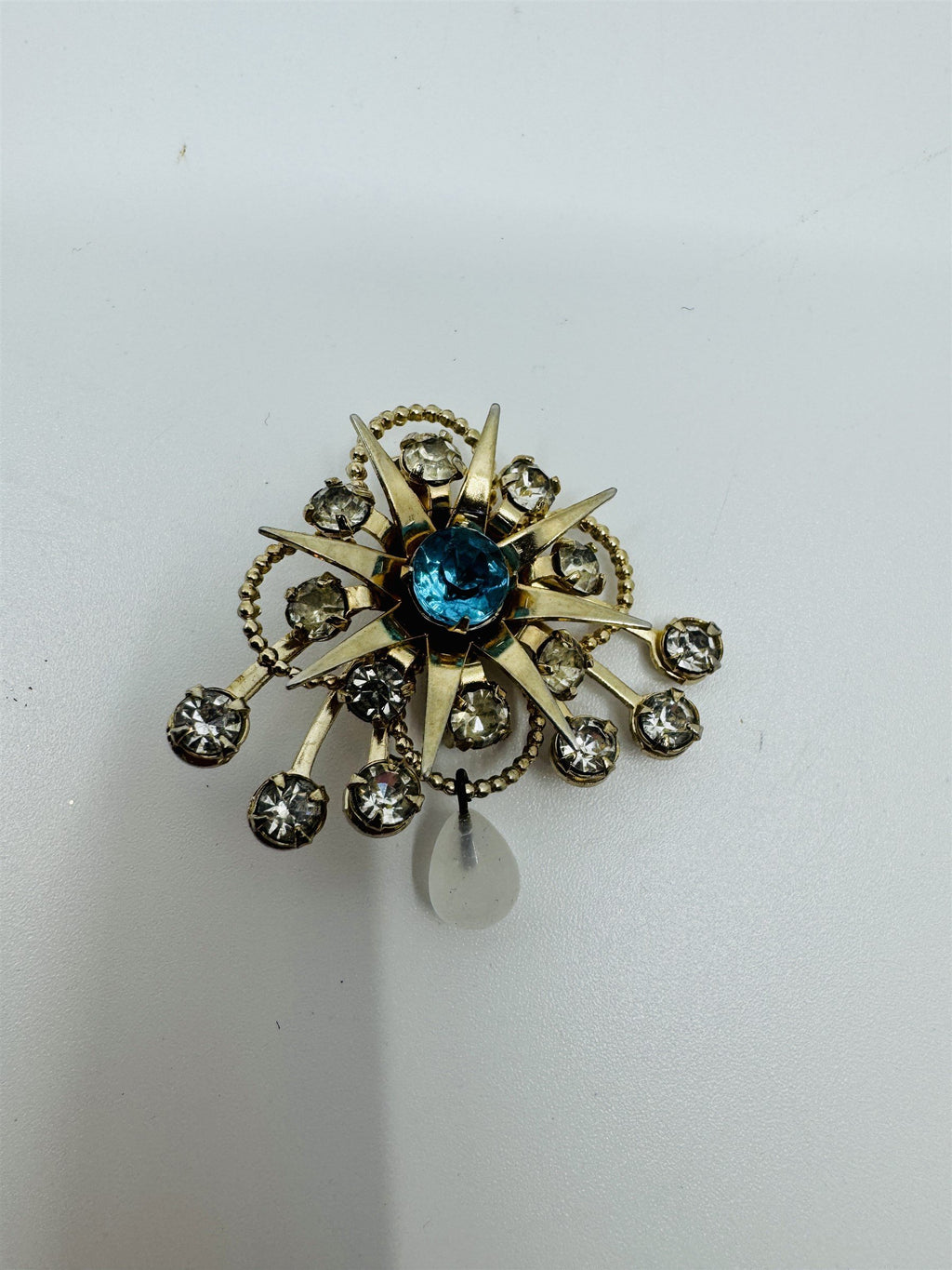 Vintage Flower Starburst Snowflake Brooch Blue Center Gem /w Rhinestones Crystal