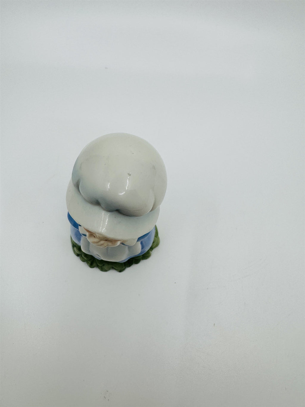 Vintage Treasure Masters Korea Bonnet Girl Covering Smile Snickering Blue Dress