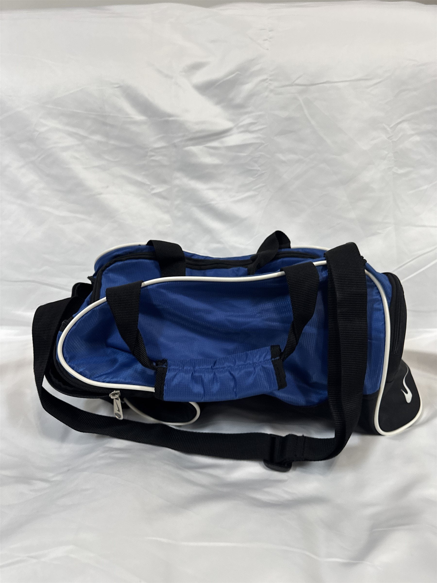 Blue Nike Duffle Bag /w Side Pockets and Mini Interior Zipper Pocket Blue Black
