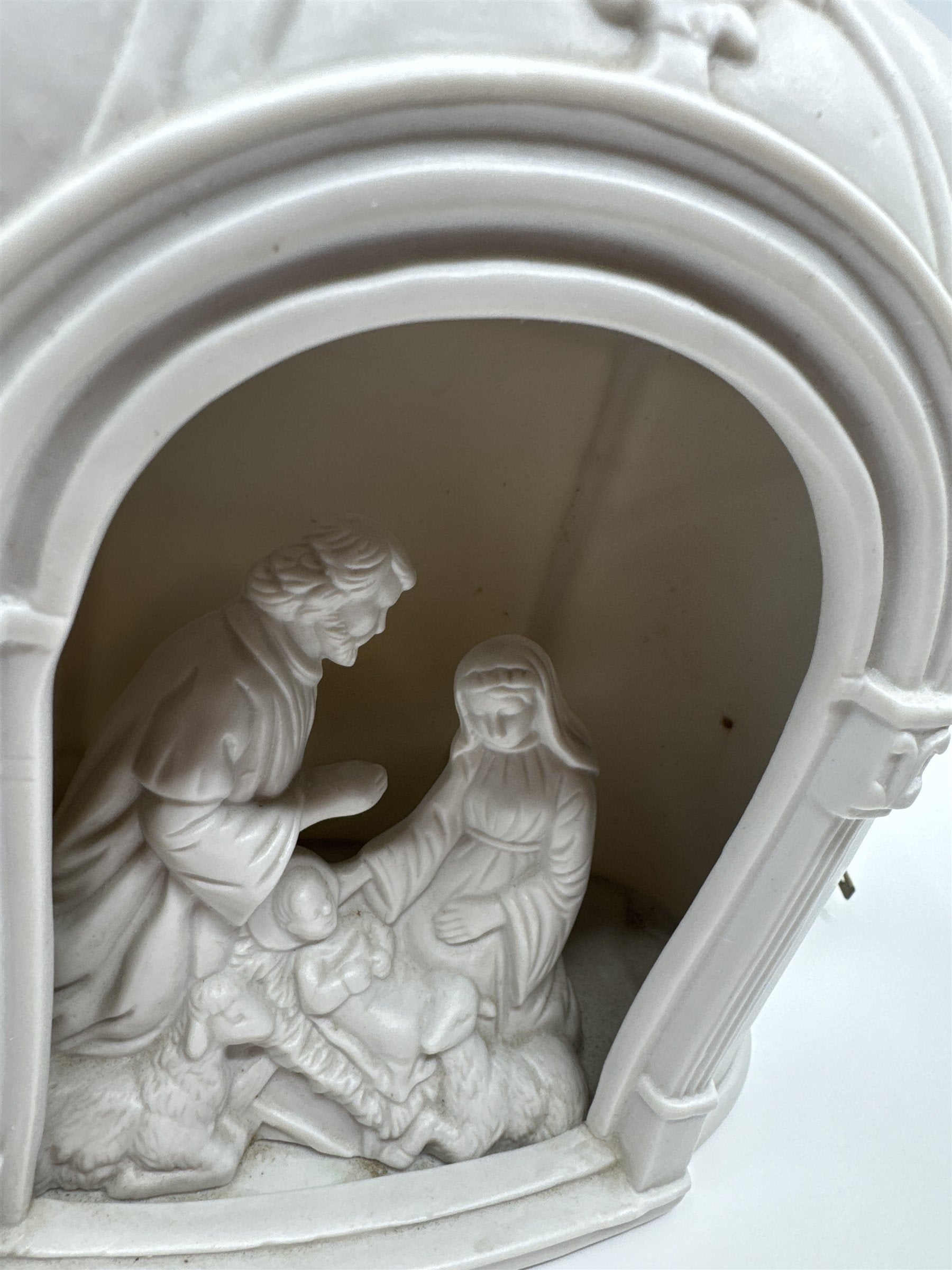 8" White Porcelain Nativity Scene Figurine Stratford Masterworks Christmas Works
