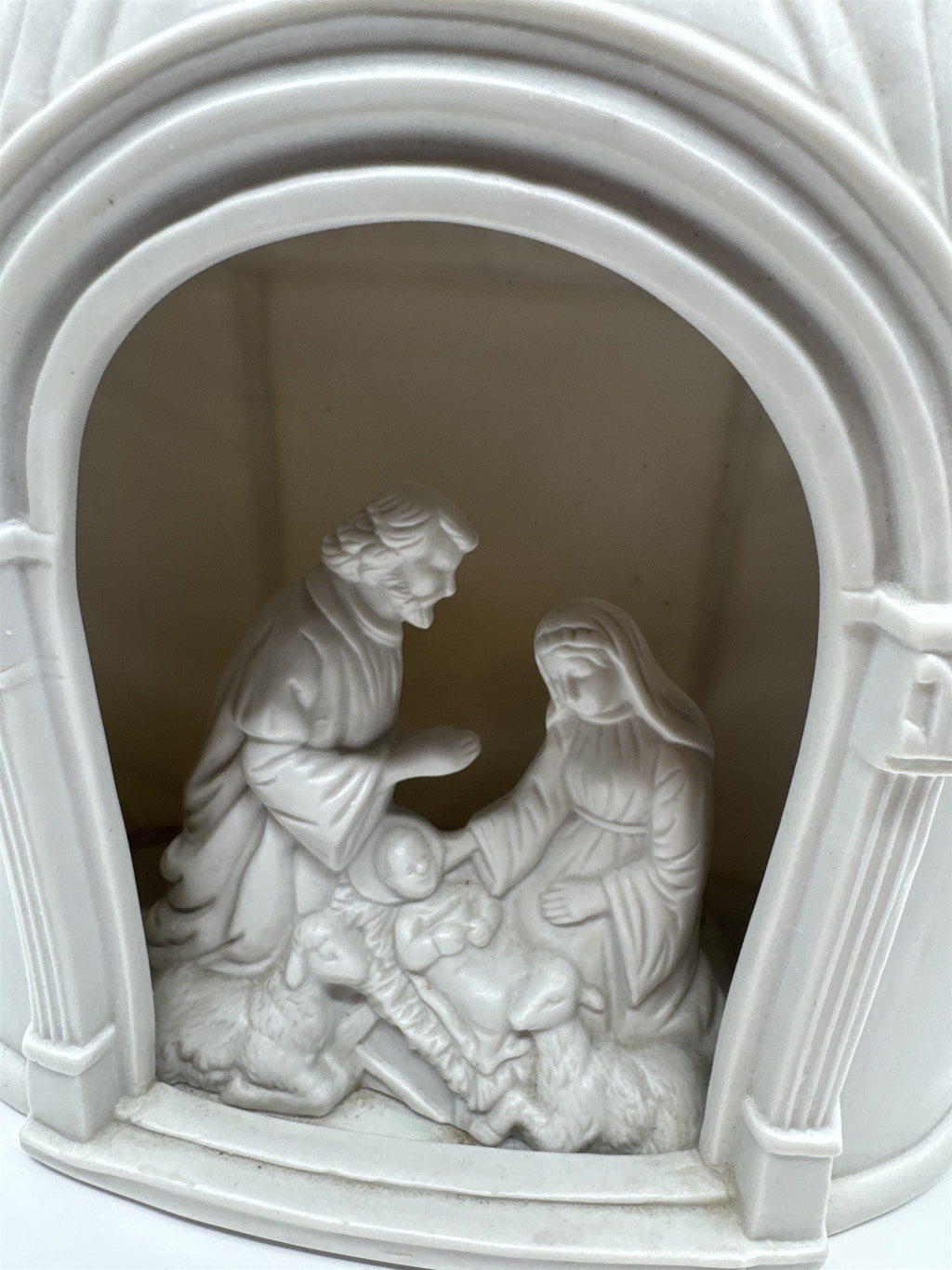8" White Porcelain Nativity Scene Figurine Stratford Masterworks Christmas Works