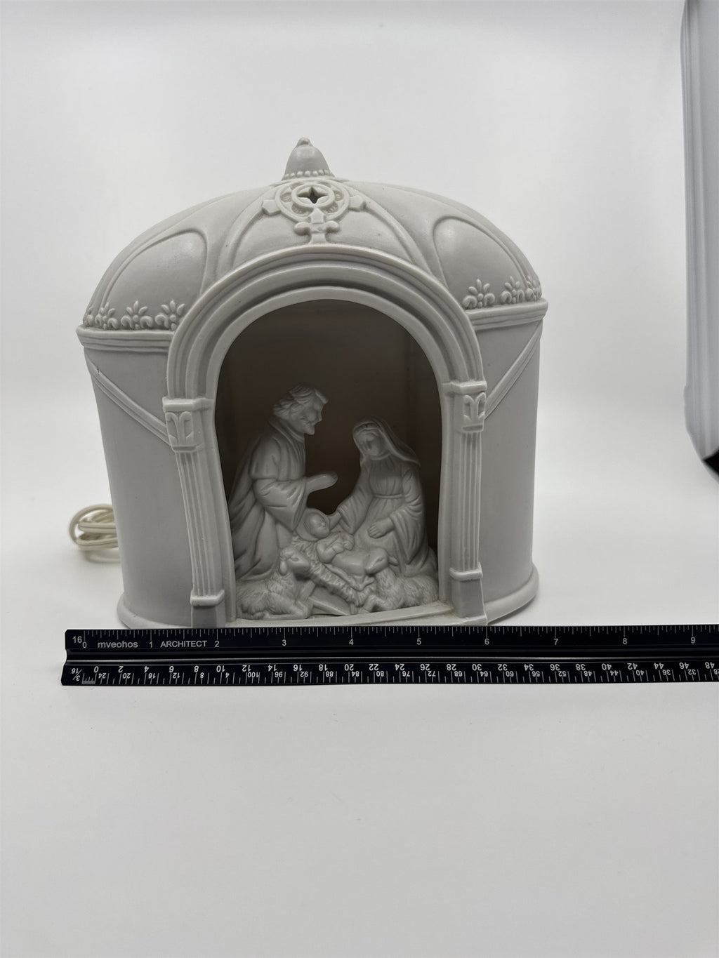 8" White Porcelain Nativity Scene Figurine Stratford Masterworks Christmas Works