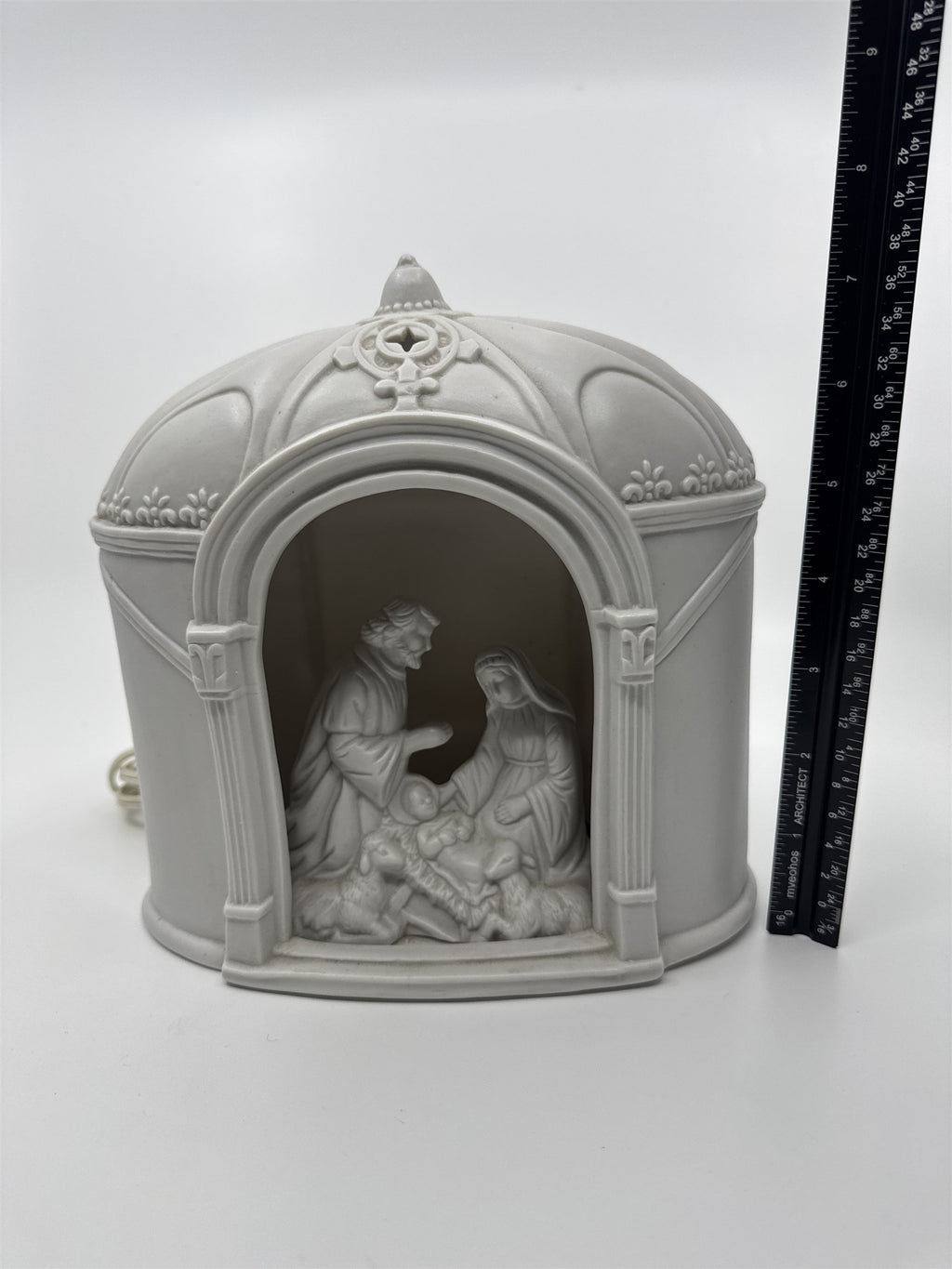 8" White Porcelain Nativity Scene Figurine Stratford Masterworks Christmas Works