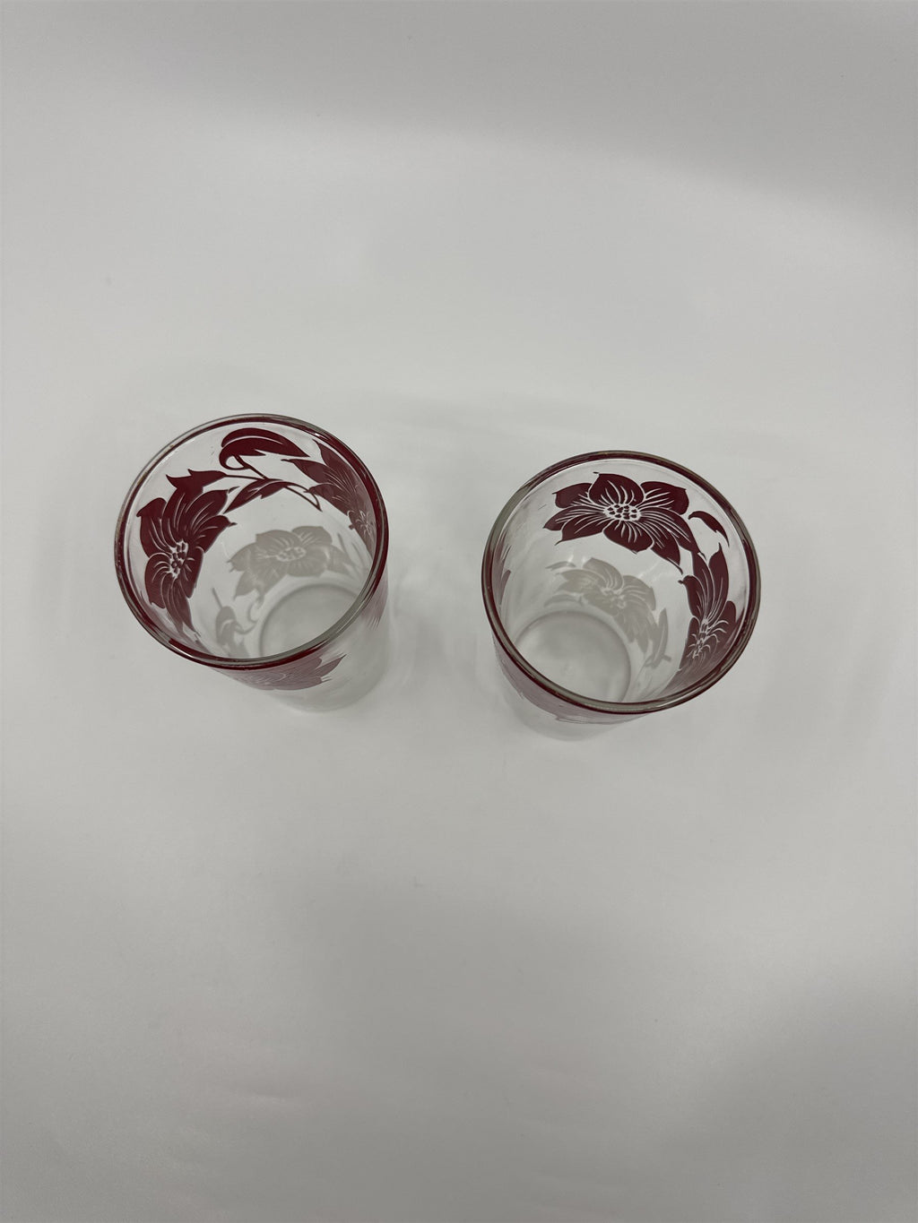 Set of 2 Vintage Hazel Atlas Red/White Hawaiian Hibiscus Swanky Swigs Glasses