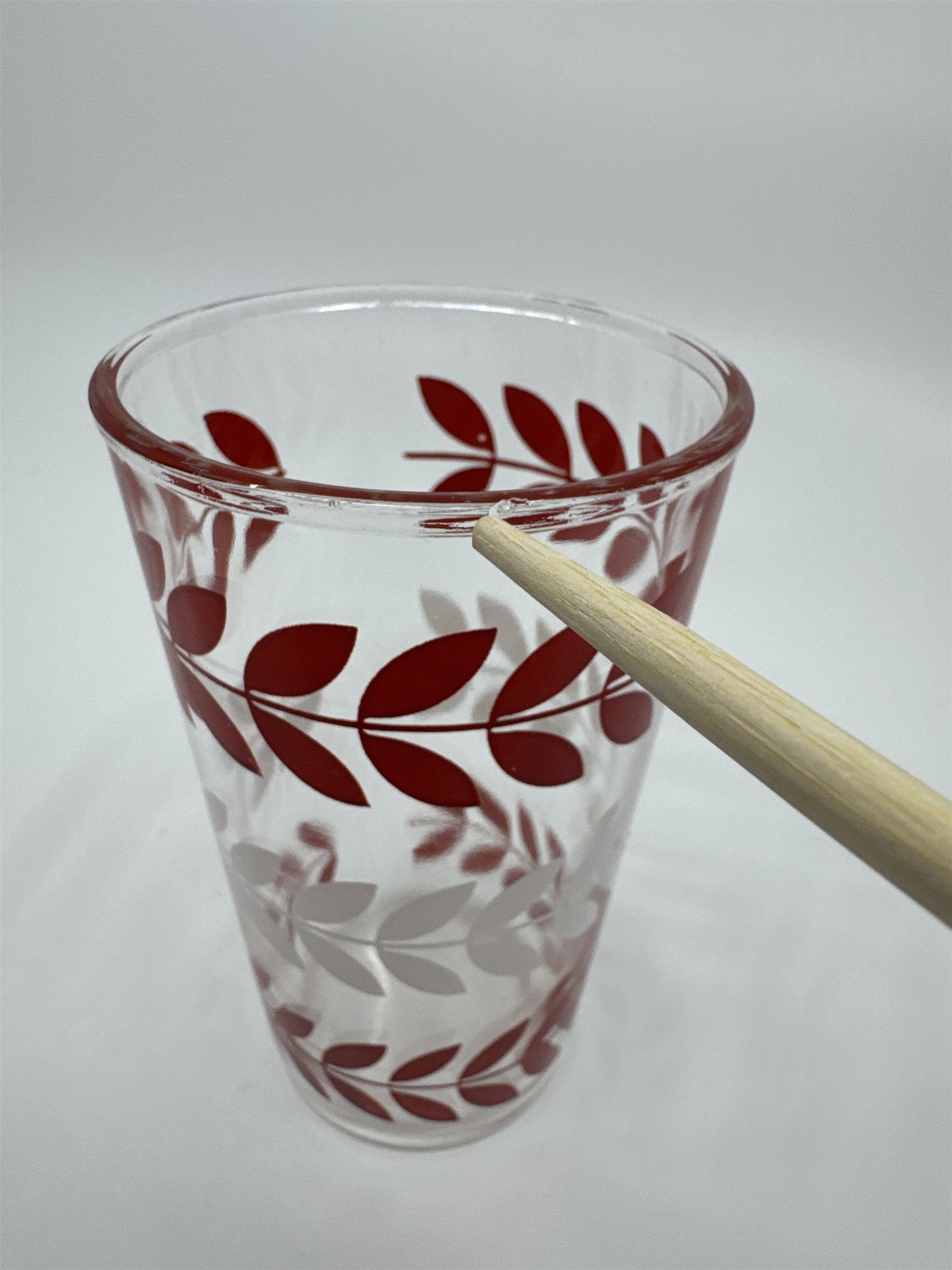Vintage Hazel Atlas Red/White Horizontal Flower Vines Swanky Swigs Glass