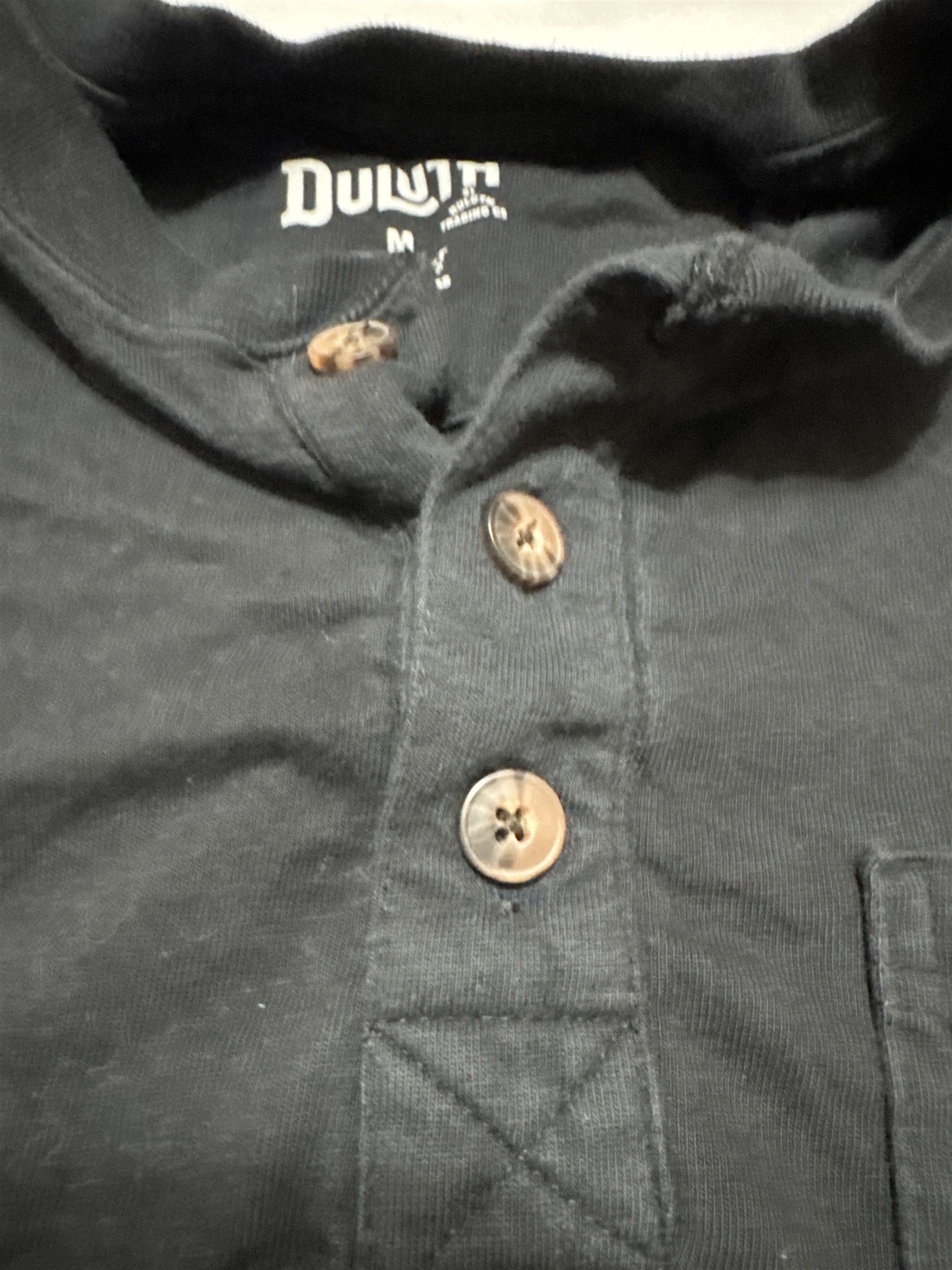 Duluth Trading Co Men Longtail T-Shirt Relaxed Fit Black Button Henley Medium