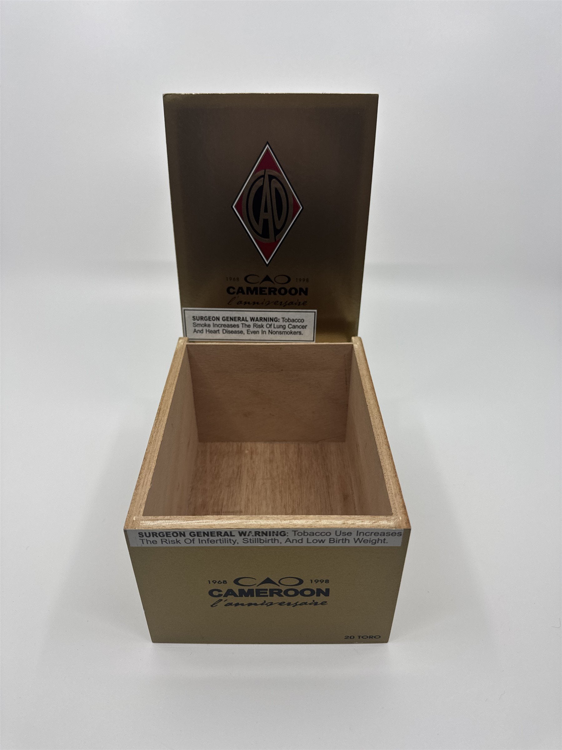 1968 CAO 1998 Cameroon L'anniversaire Wooden Cigar Box for 20 Cigars Nicaragua
