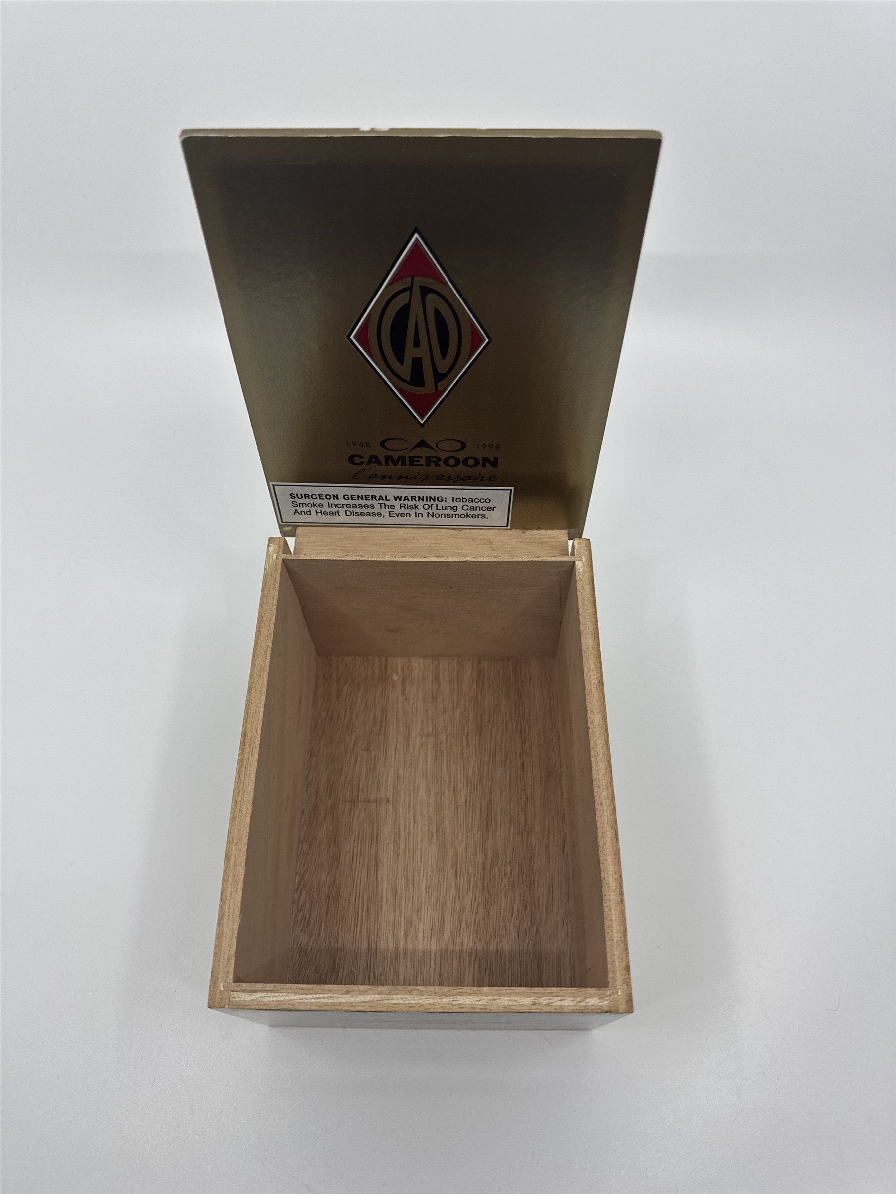 1968 CAO 1998 Cameroon L'anniversaire Wooden Cigar Box for 20 Cigars Nicaragua