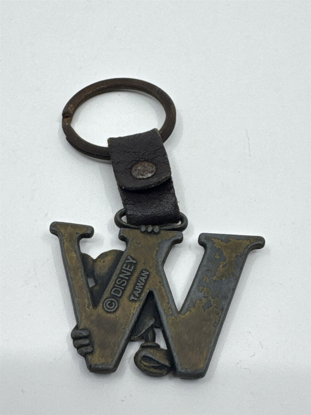 Vintage Authentic Disney Mickey Mouse Letter W Brass Keychain Key Ring (Rusting)