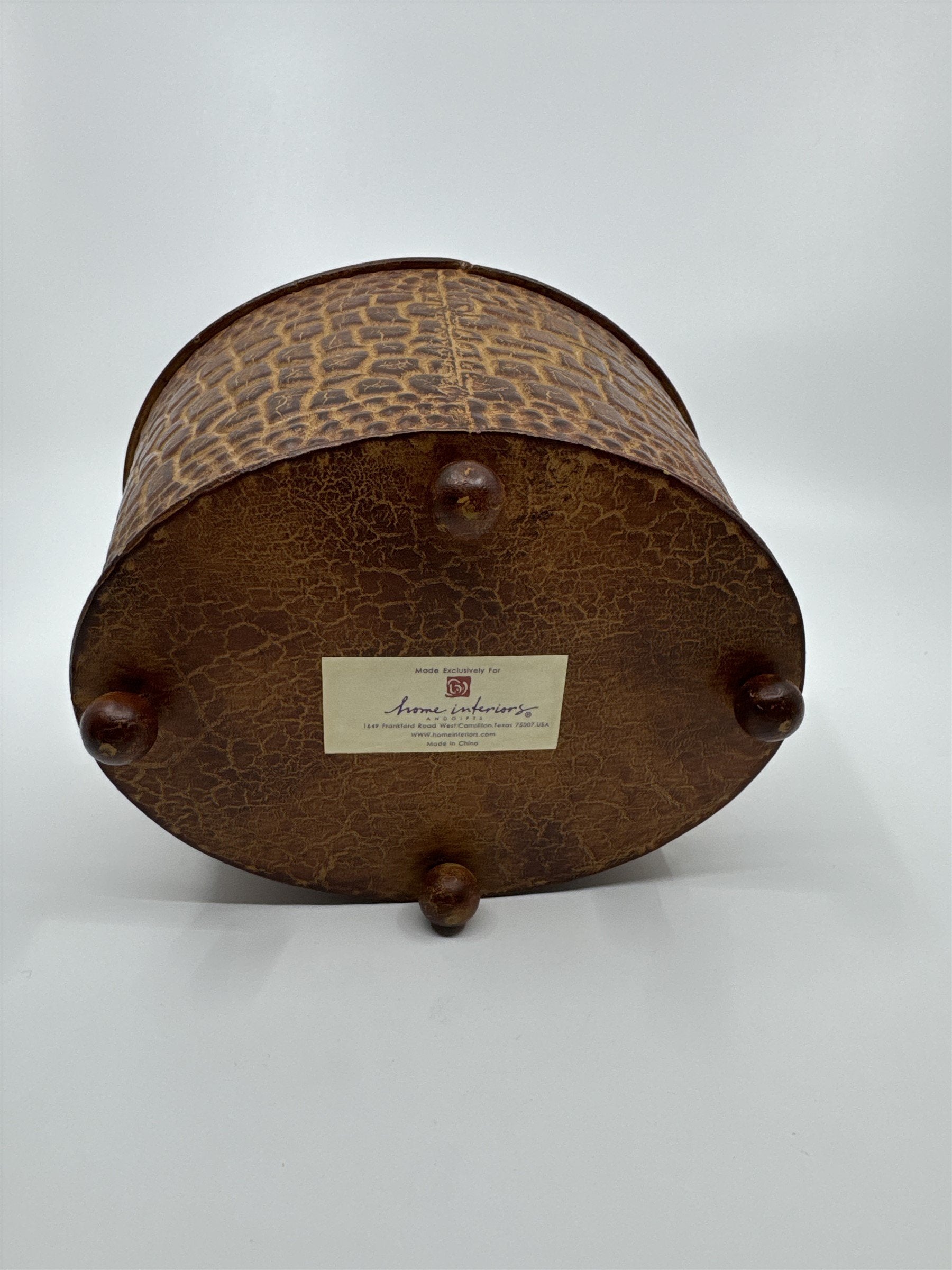 Vintage Home Interiors Crocodile Alligator Safari Texture Tan Metal Basket Rare