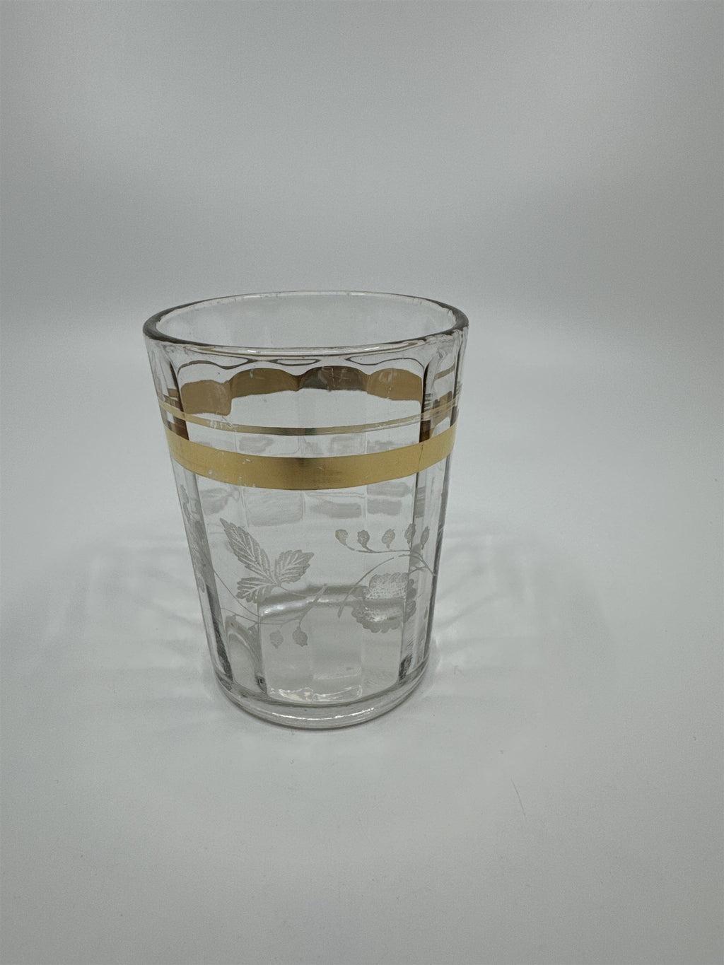 Vintage Etched Juice Glass /w Grapes Vines and Gold Embellishment Trim