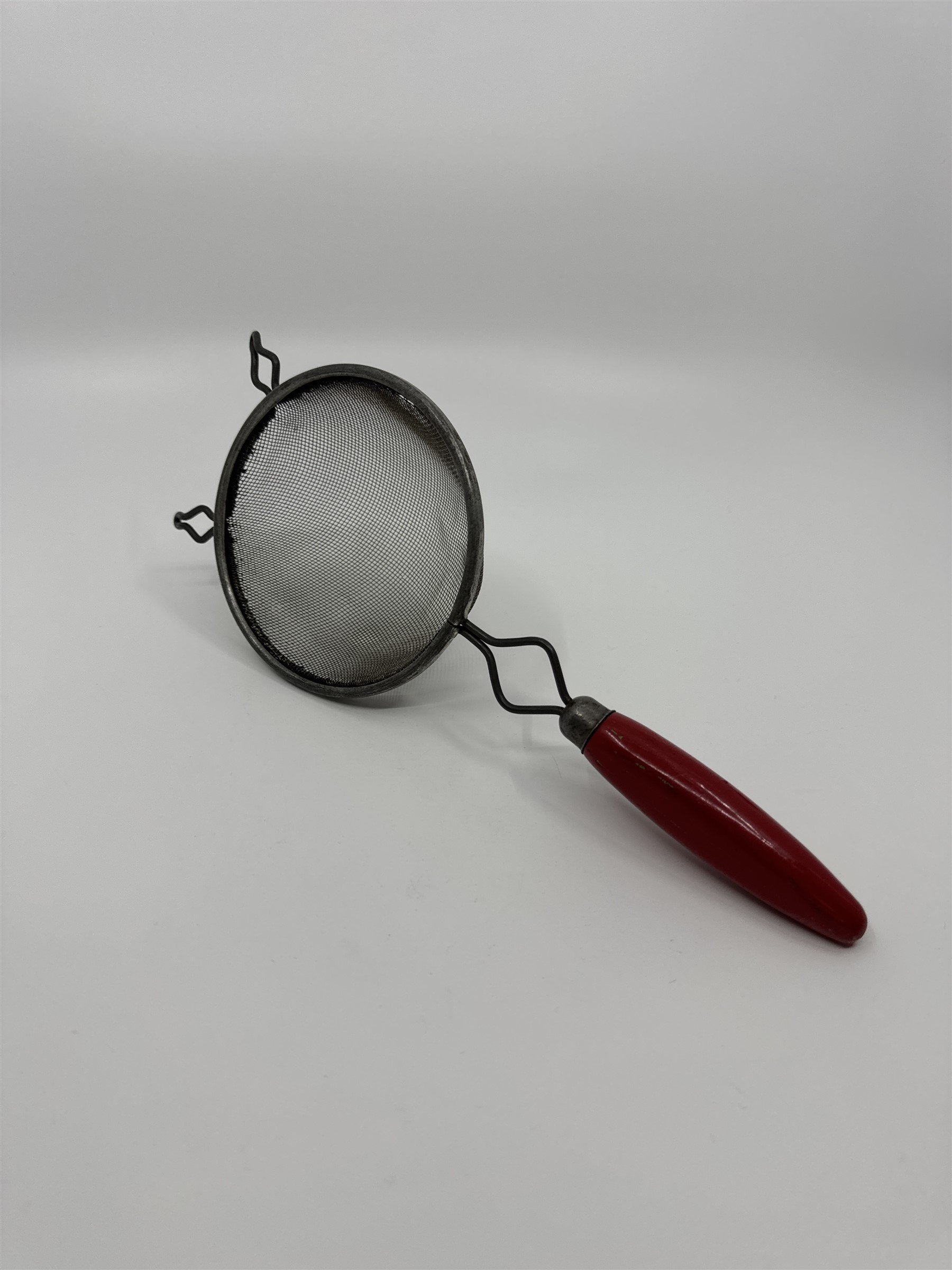 Vintage Strong Wire Mesh Strainer Hand Sifter A&J AJAX Red Wood Handle USA Made