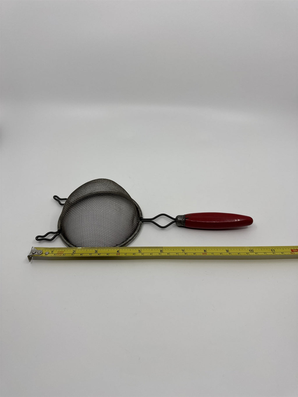 Vintage Strong Wire Mesh Strainer Hand Sifter A&J AJAX Red Wood Handle USA Made
